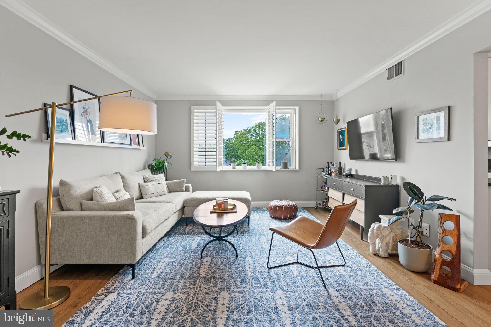 JACKSON MANOR - Residential