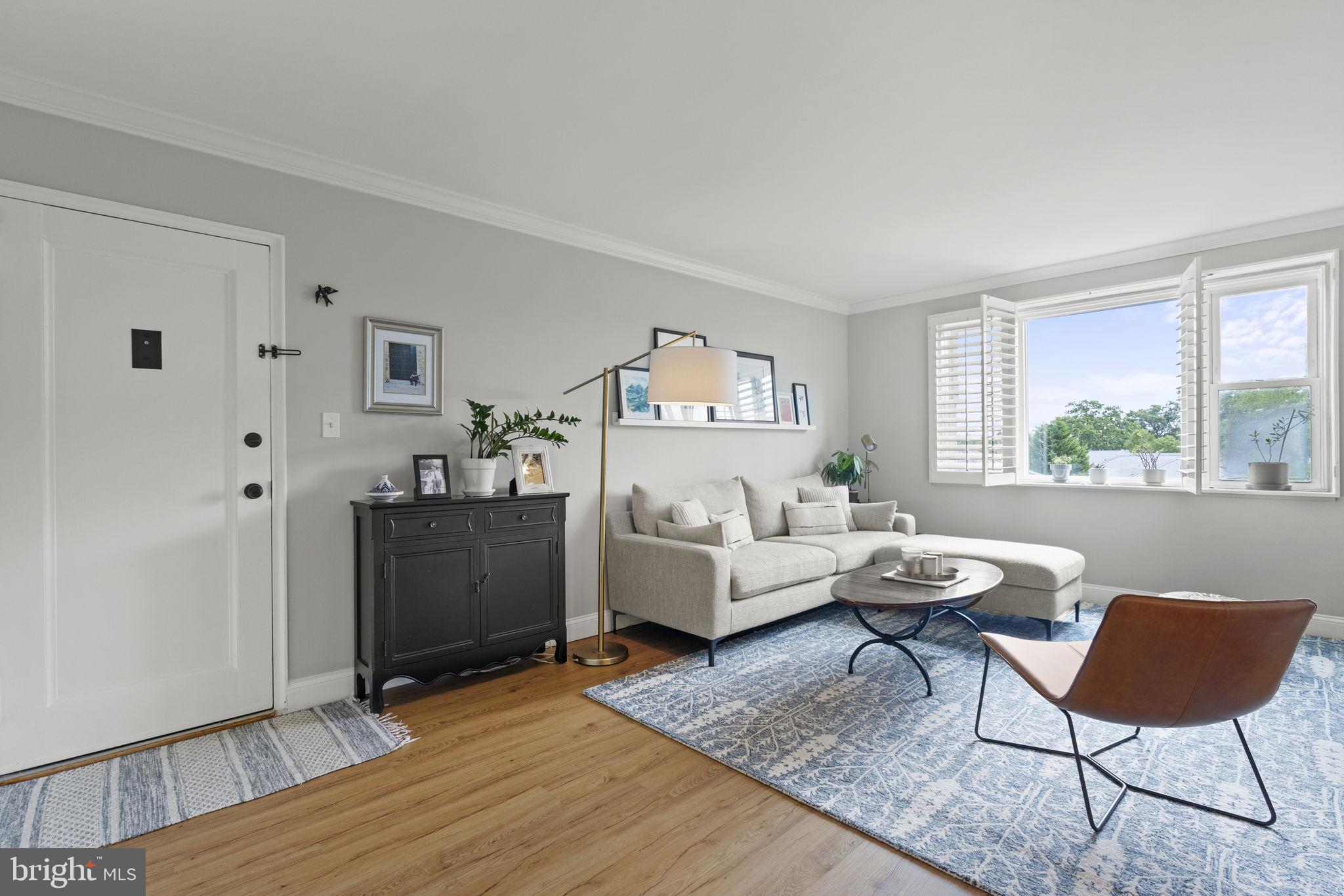 JACKSON MANOR - Residential