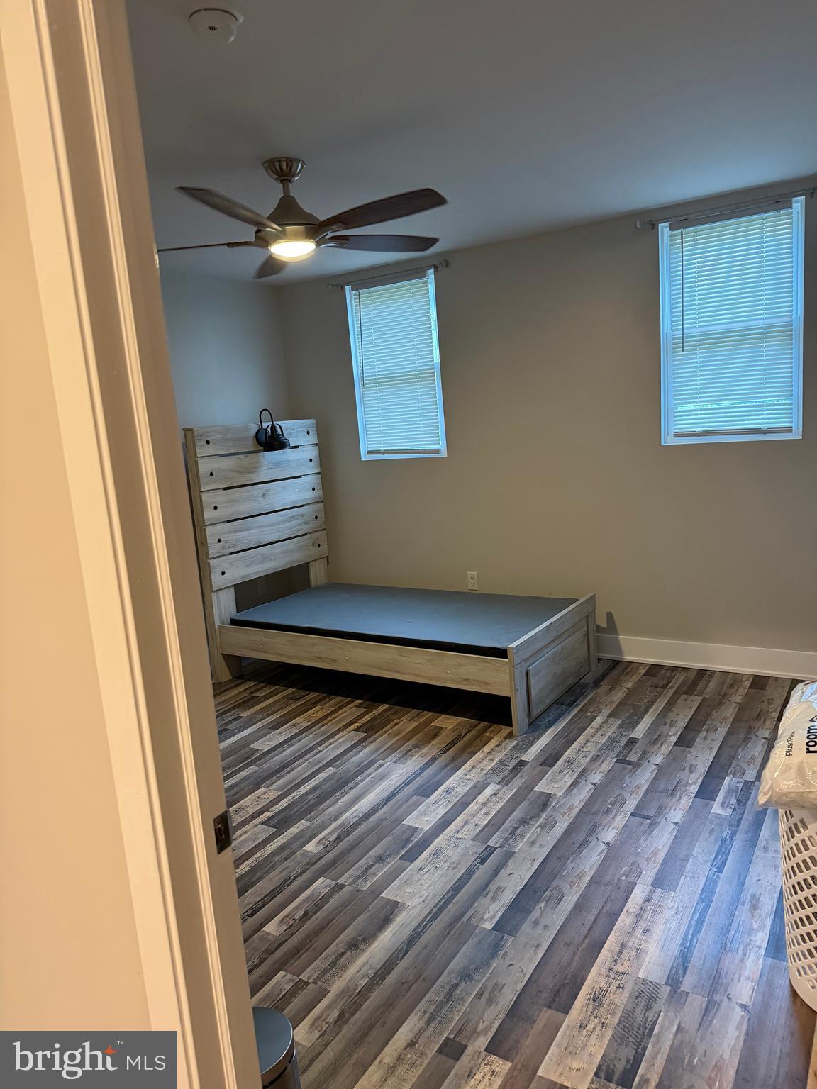 EAST FALLS - Residential