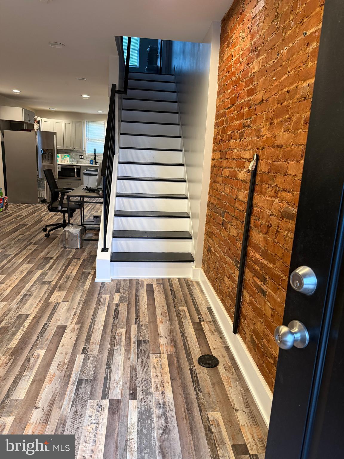 EAST FALLS - Residential