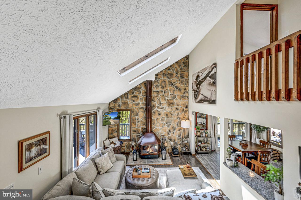 INDIAN MOUNTAIN - Residential