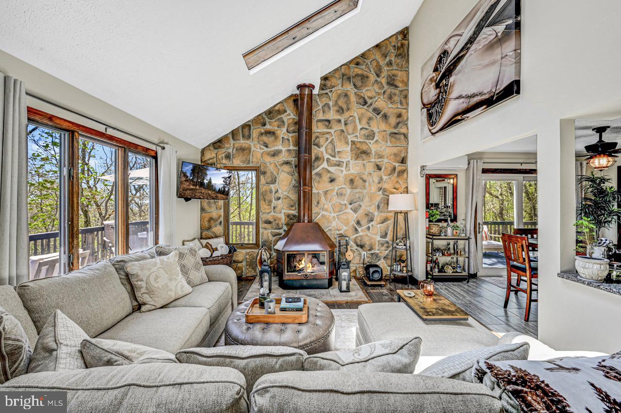 INDIAN MOUNTAIN - Residential