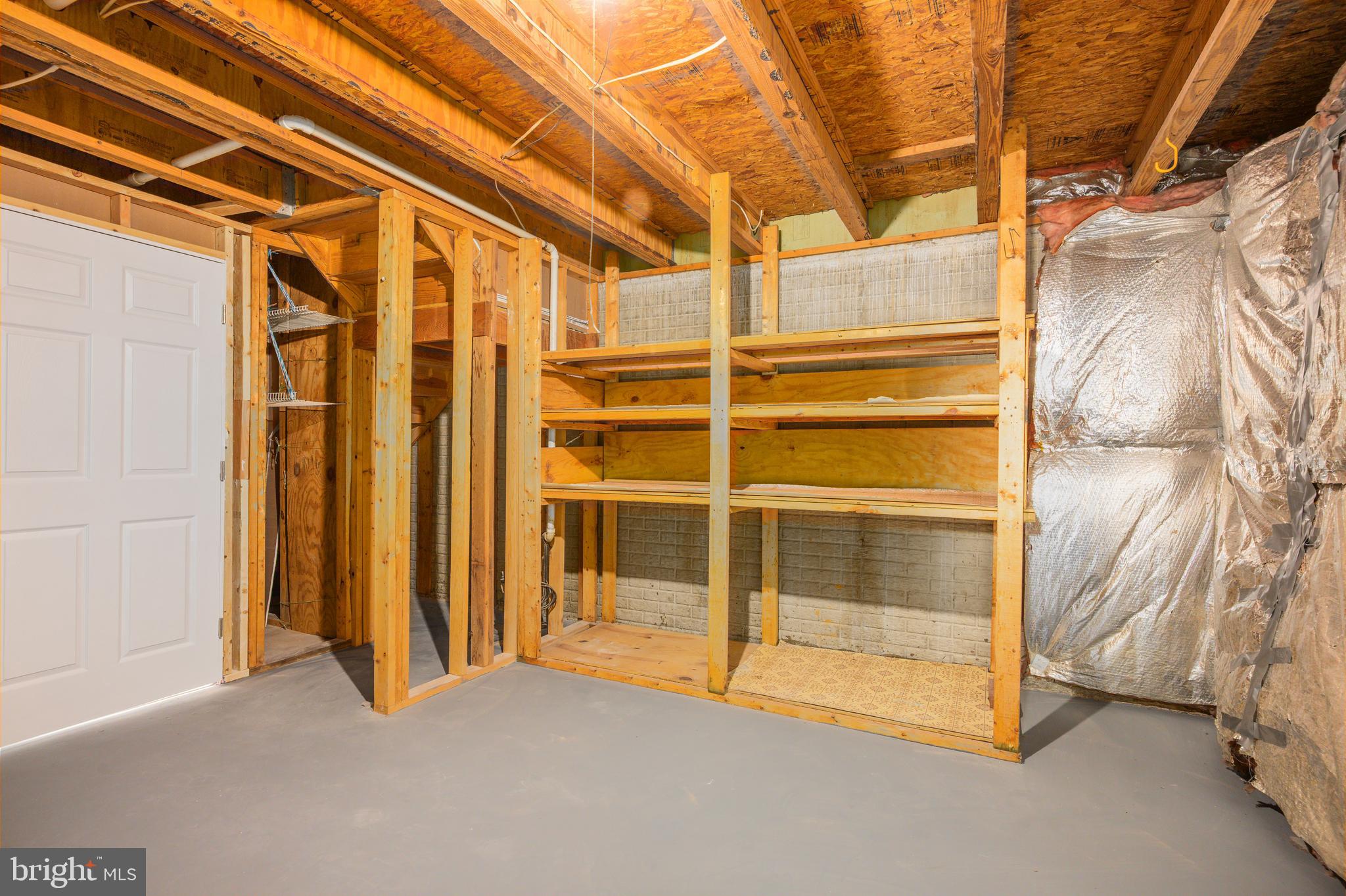 SILVER SPRING CNTRY CLUB - Residential