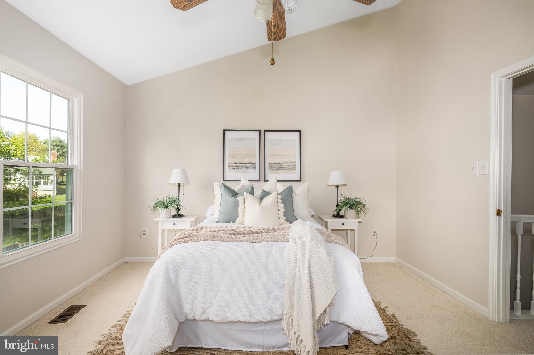 SILVER SPRING CNTRY CLUB - Residential