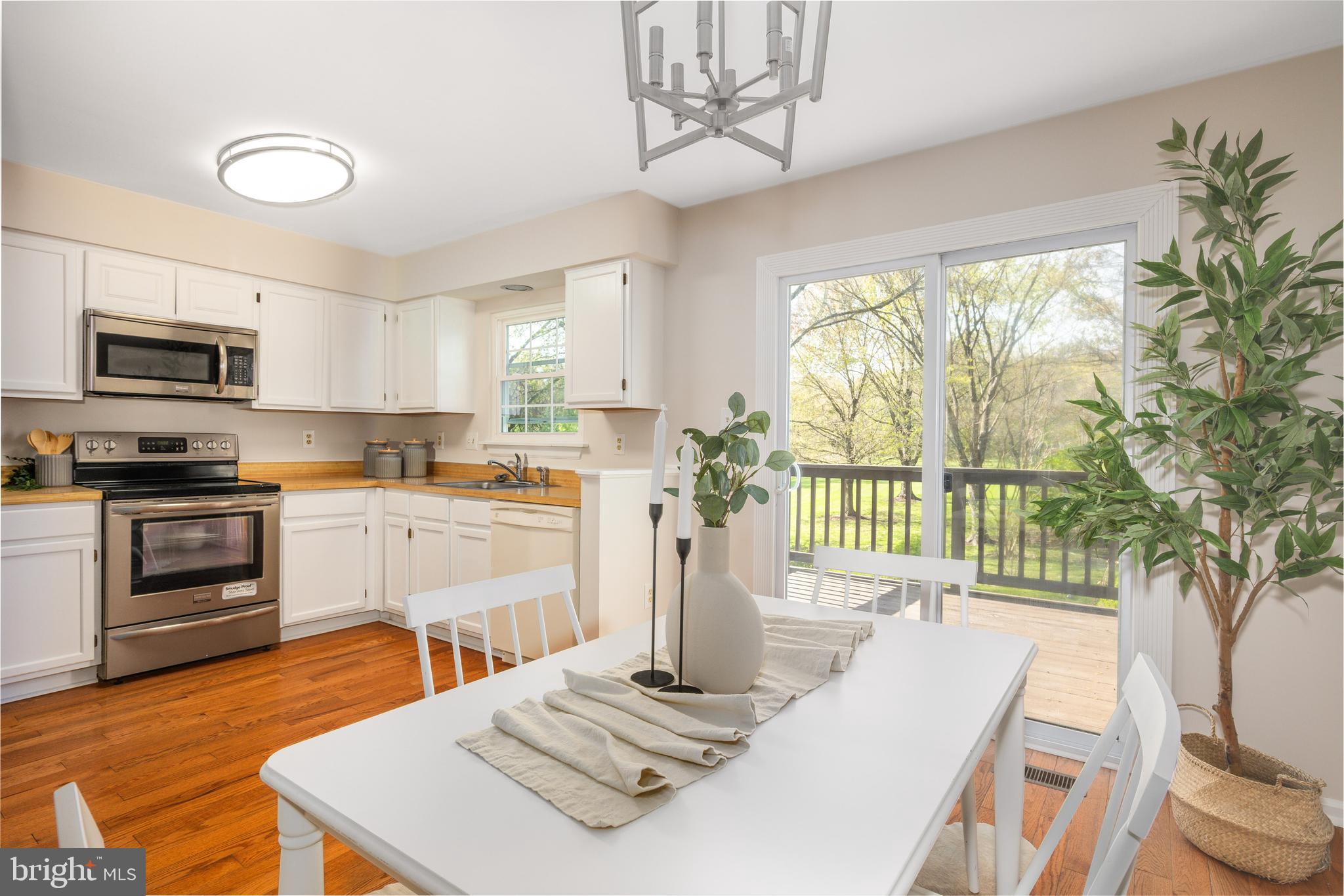 SILVER SPRING CNTRY CLUB - Residential