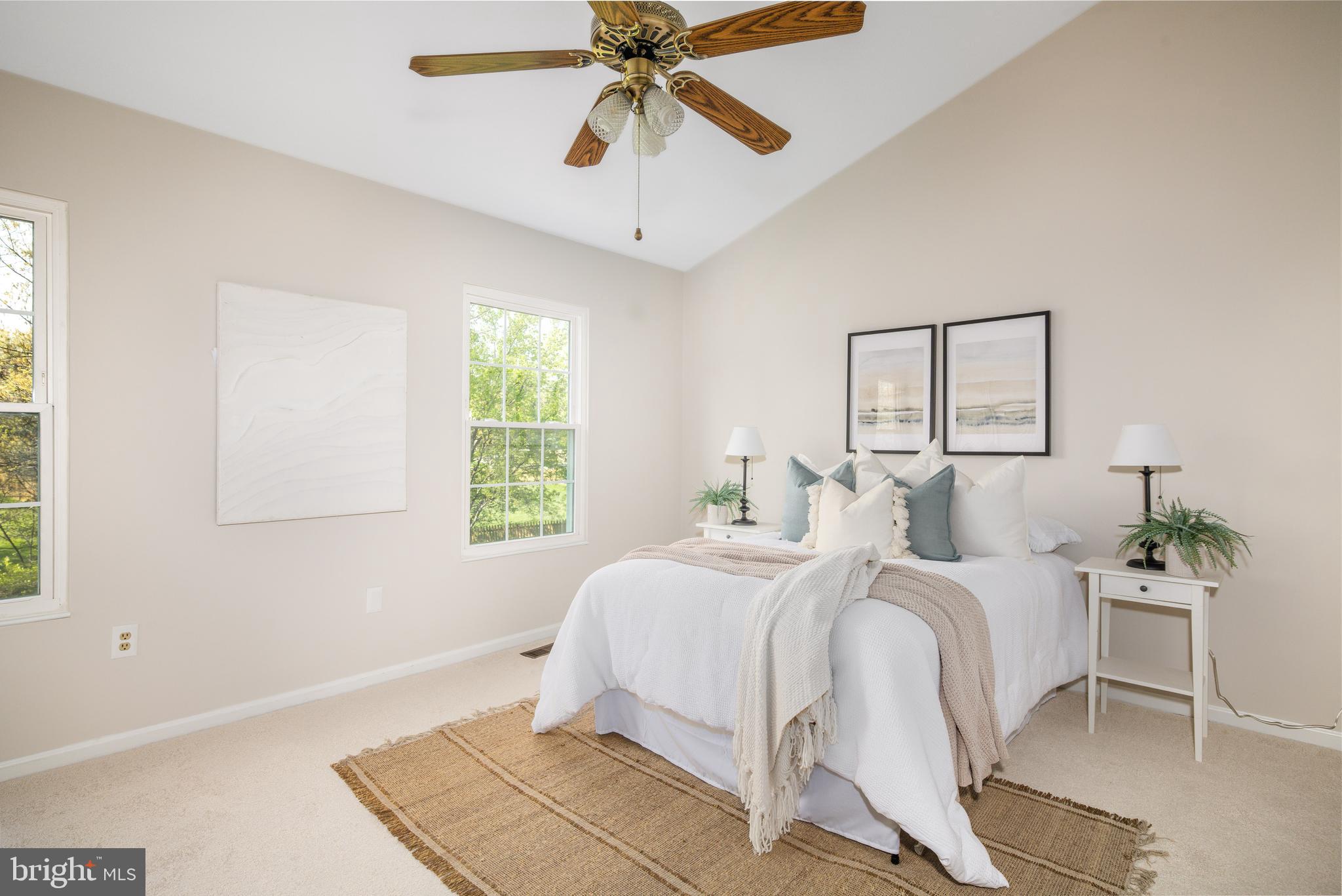 SILVER SPRING CNTRY CLUB - Residential