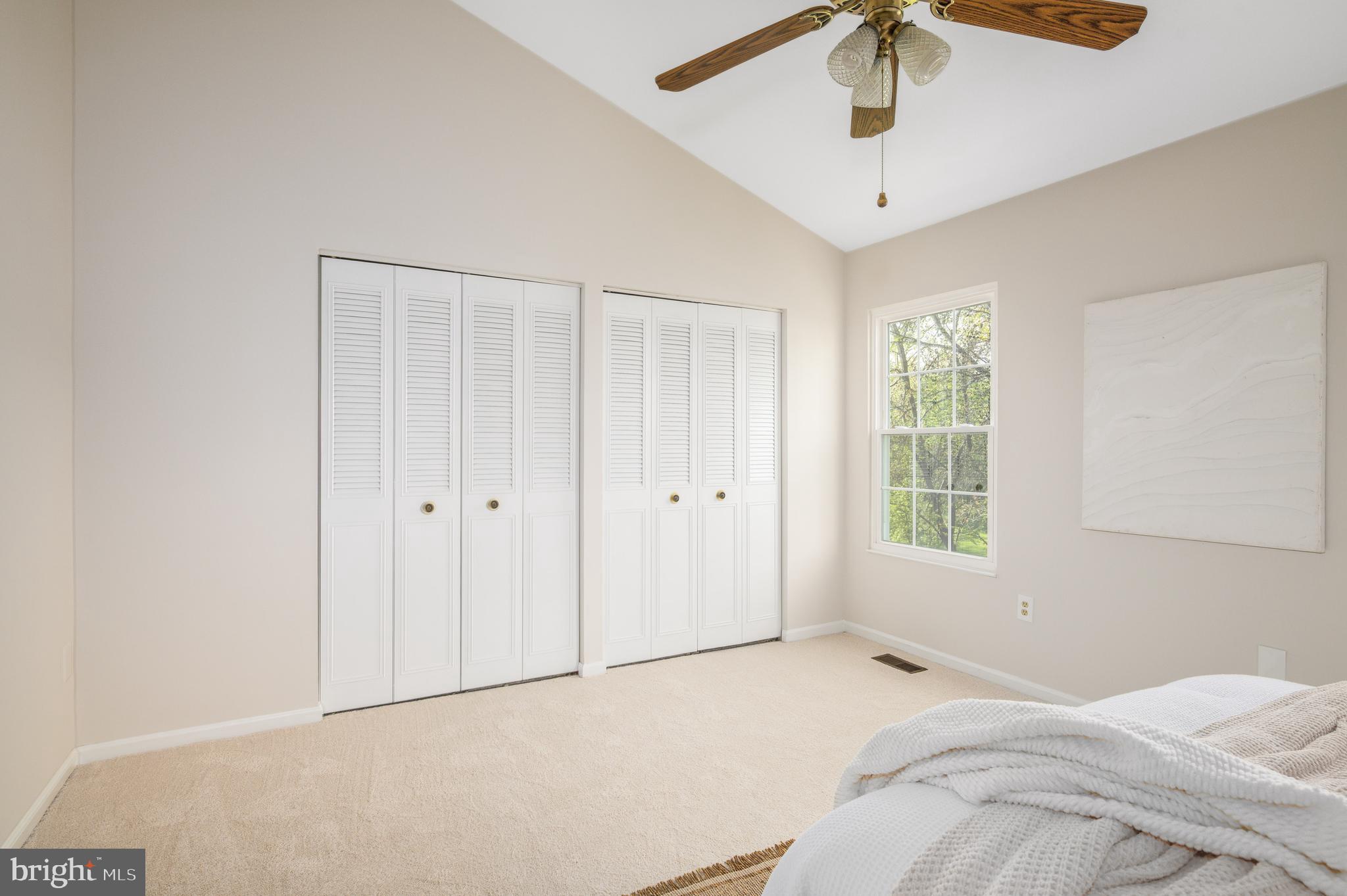 SILVER SPRING CNTRY CLUB - Residential