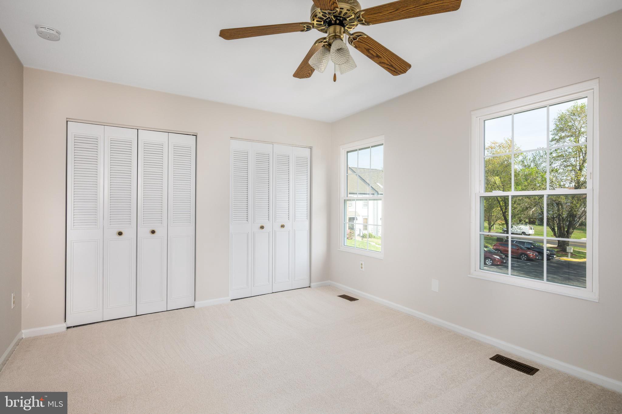 SILVER SPRING CNTRY CLUB - Residential