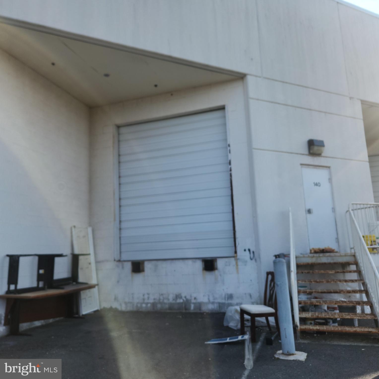 MEADOWBROOK - Commercial Lease