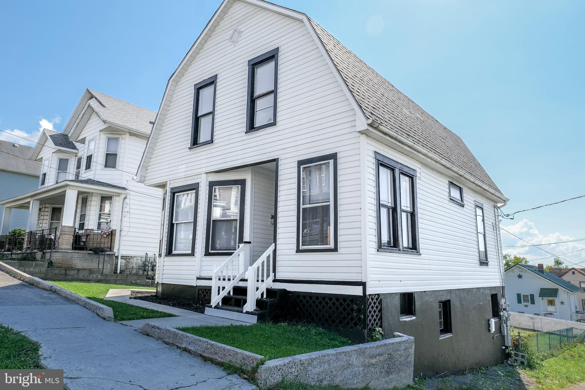 SOUTH END - Residential