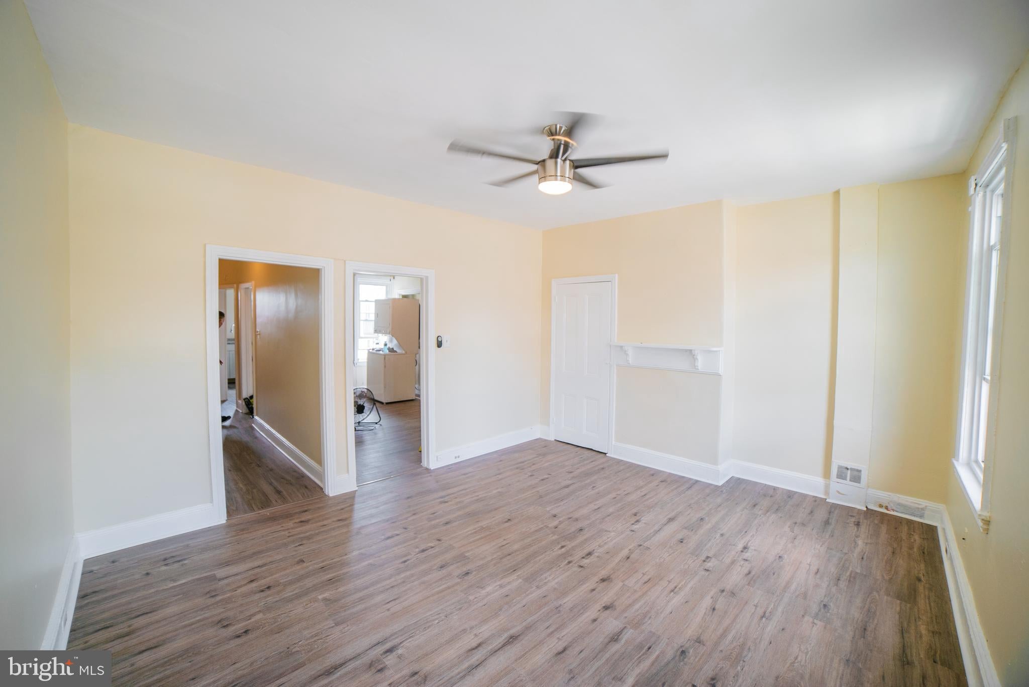 2427 E ALLEGHENY AVENUE 2