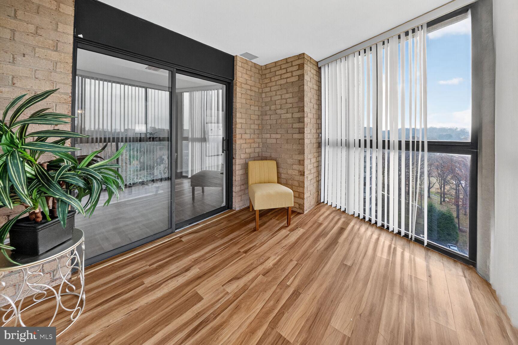 GREENS AT LEISURE WORLD - Residential