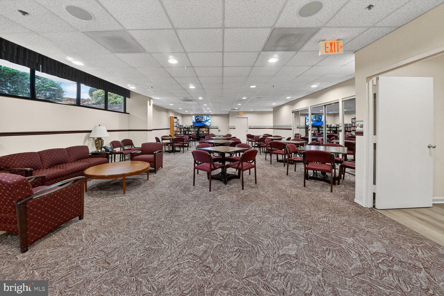 GREENS AT LEISURE WORLD - Residential