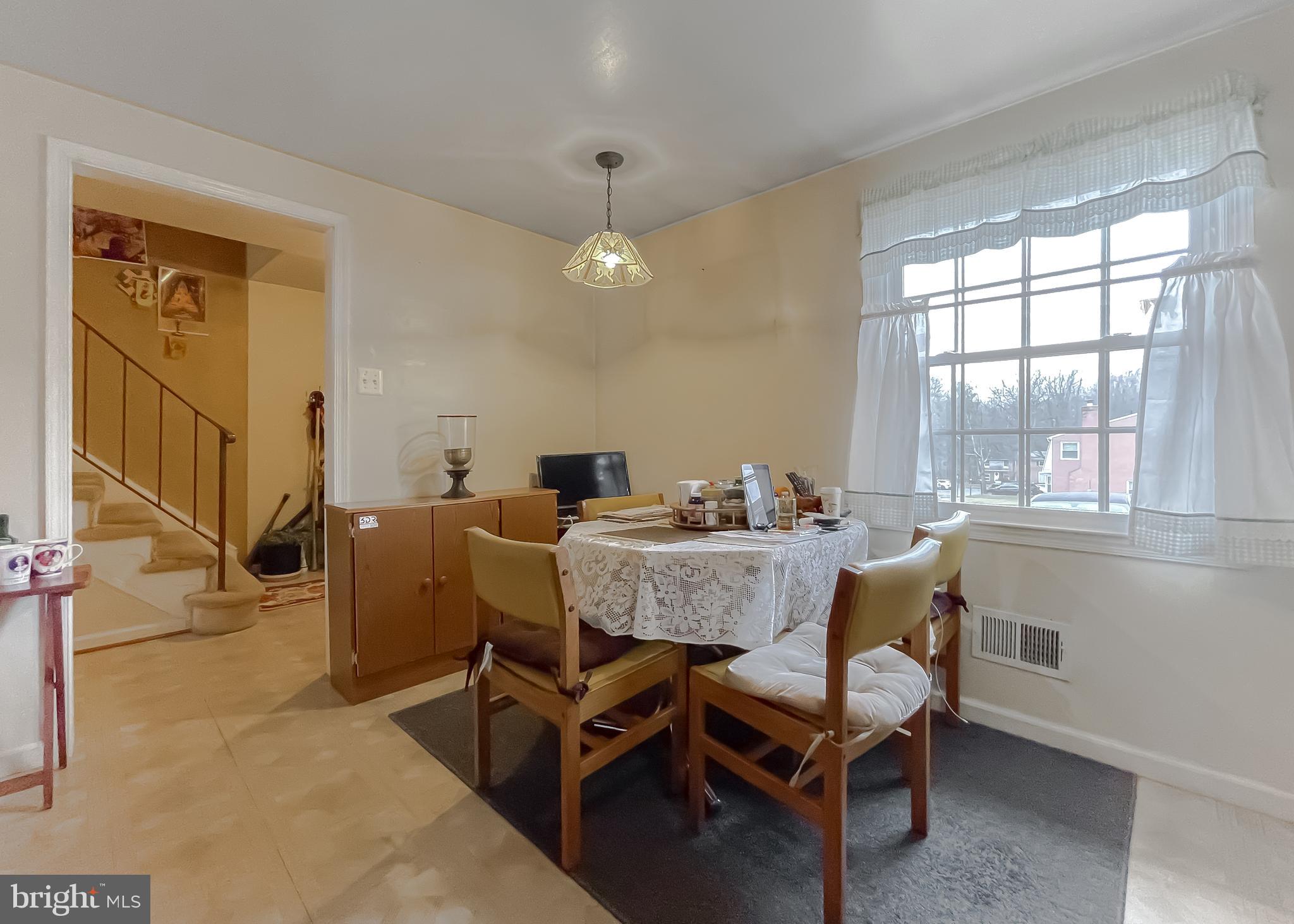 PINEWOOD HILL - Residential