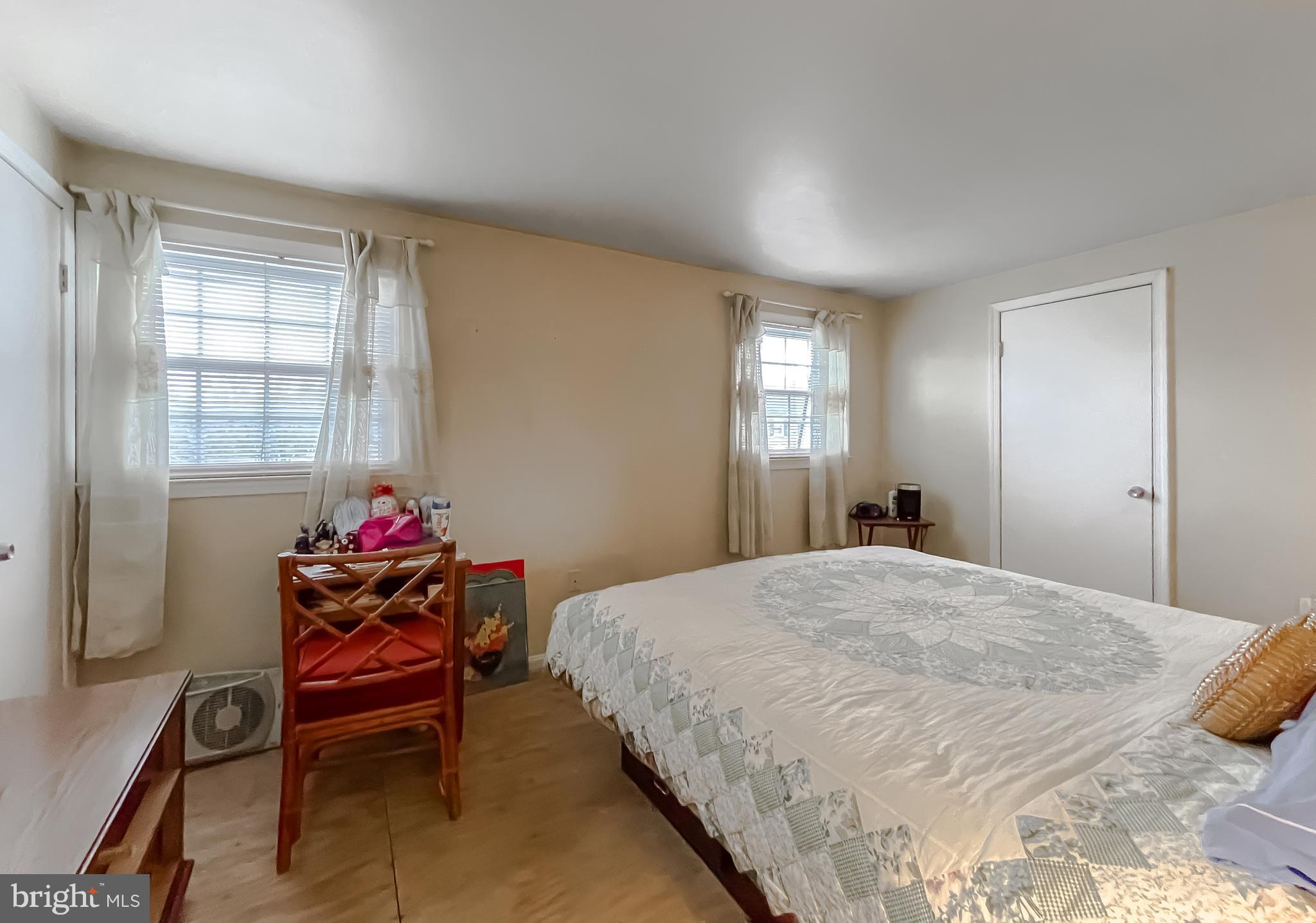 PINEWOOD HILL - Residential