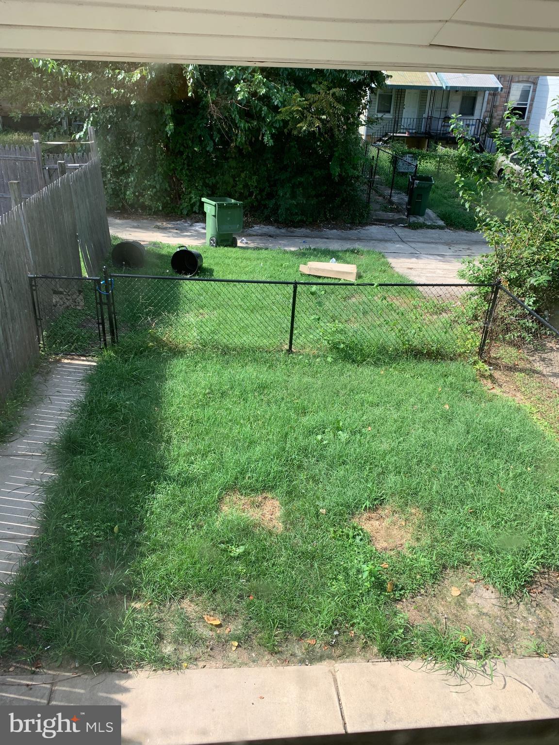 FRANKFORD - Residential Lease