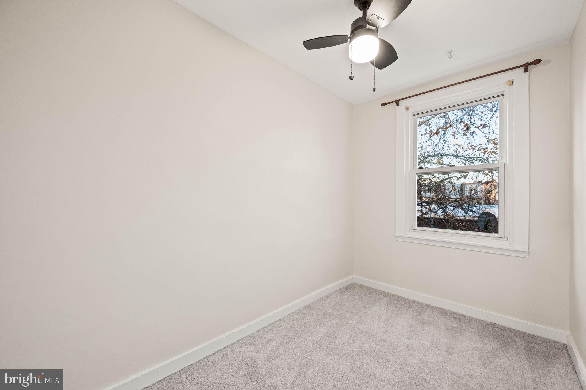 ELMWOOD PARK - Residential