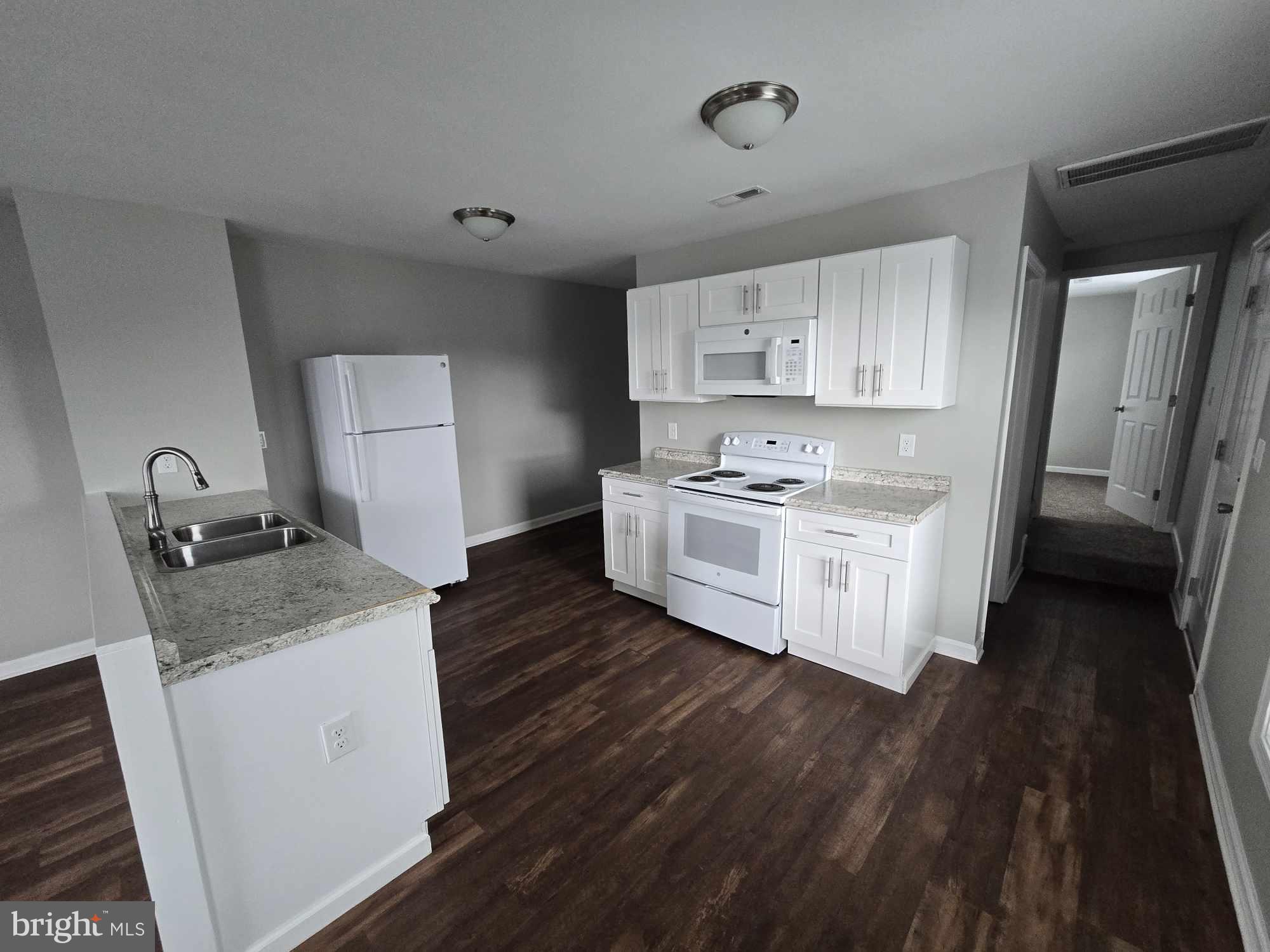 MARTINSBURG - Residential Lease