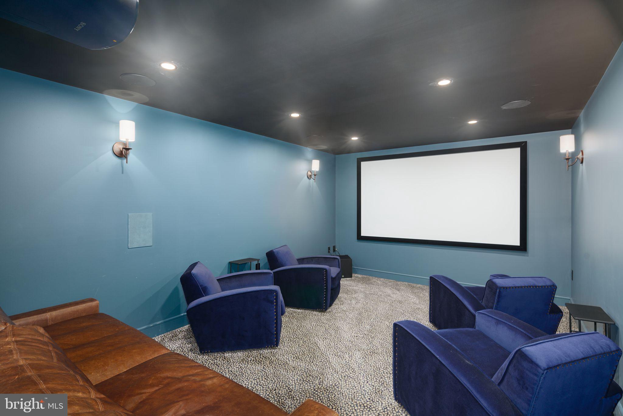 SOCIETY HILL - Residential