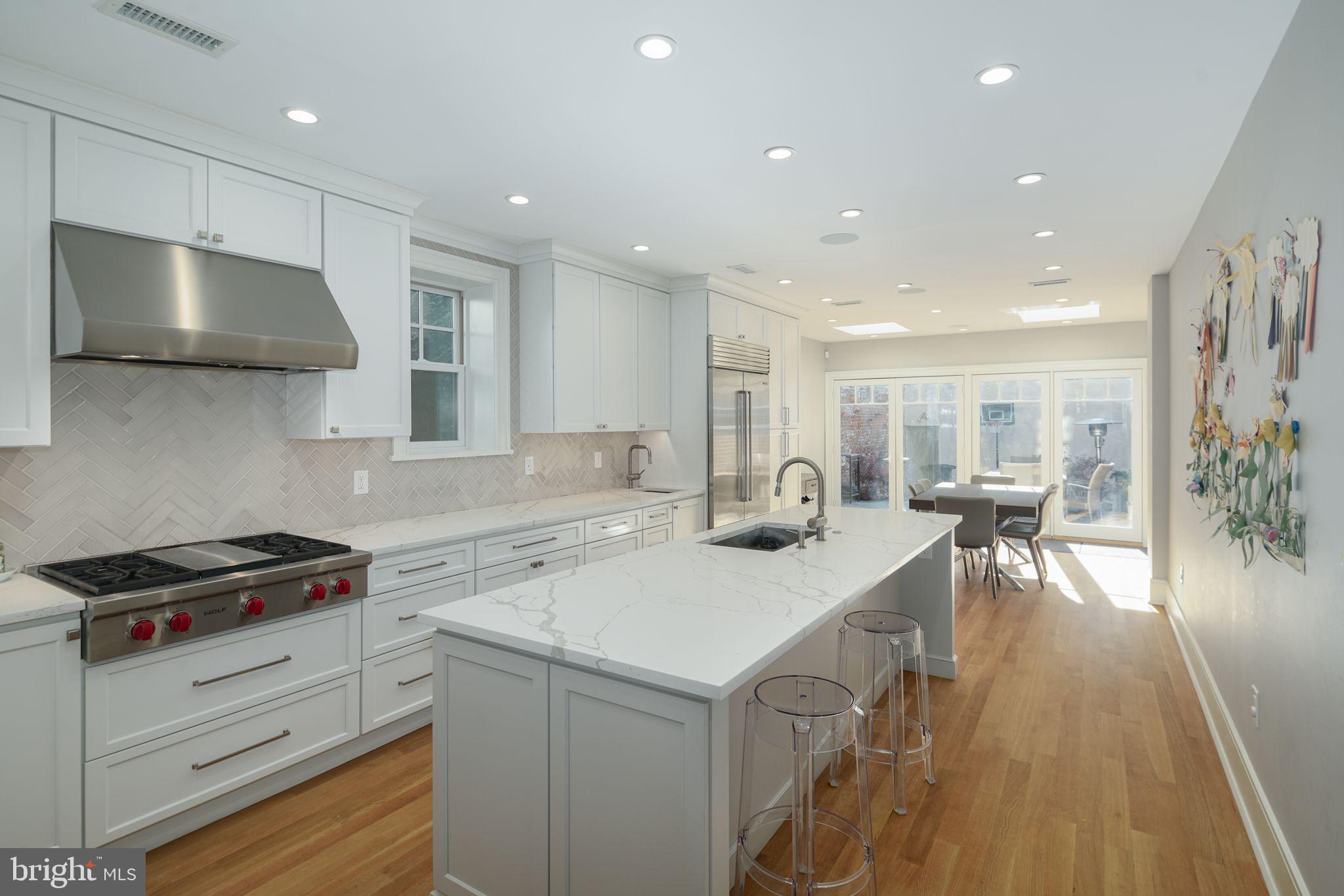 SOCIETY HILL - Residential