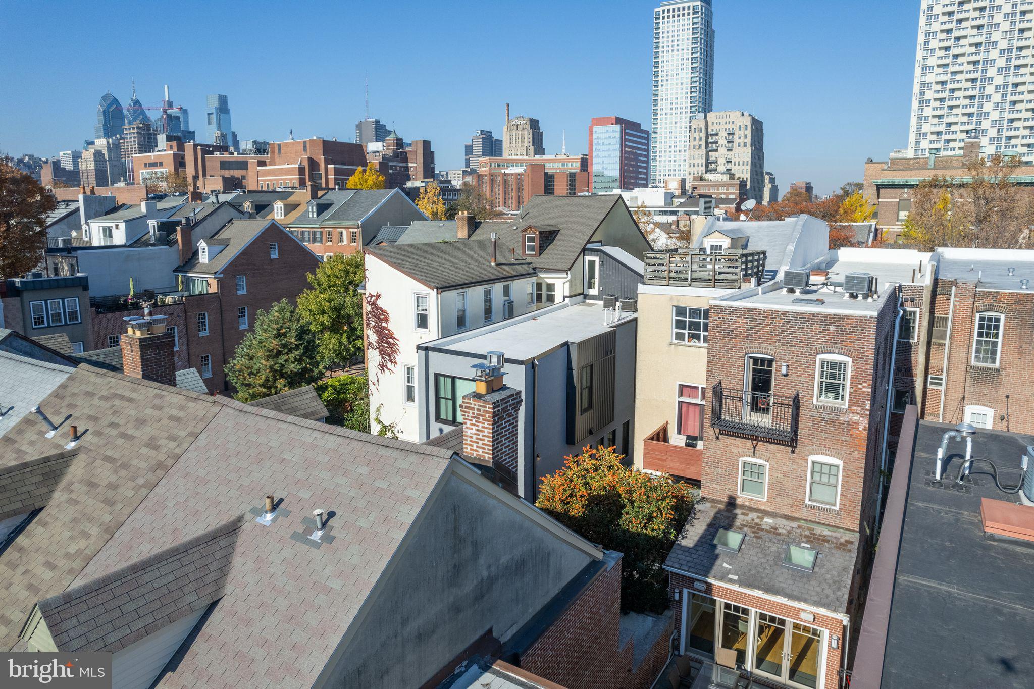 SOCIETY HILL - Residential