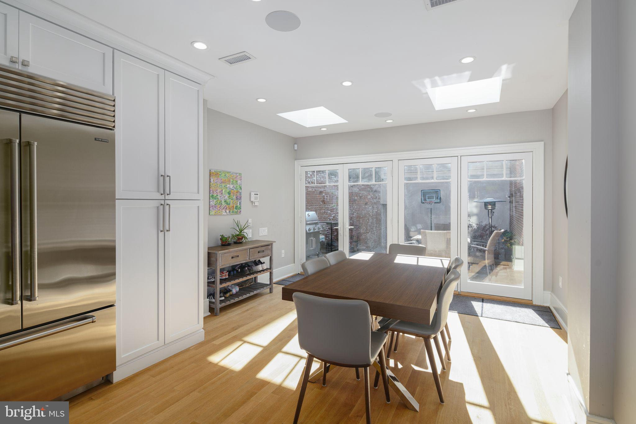 SOCIETY HILL - Residential