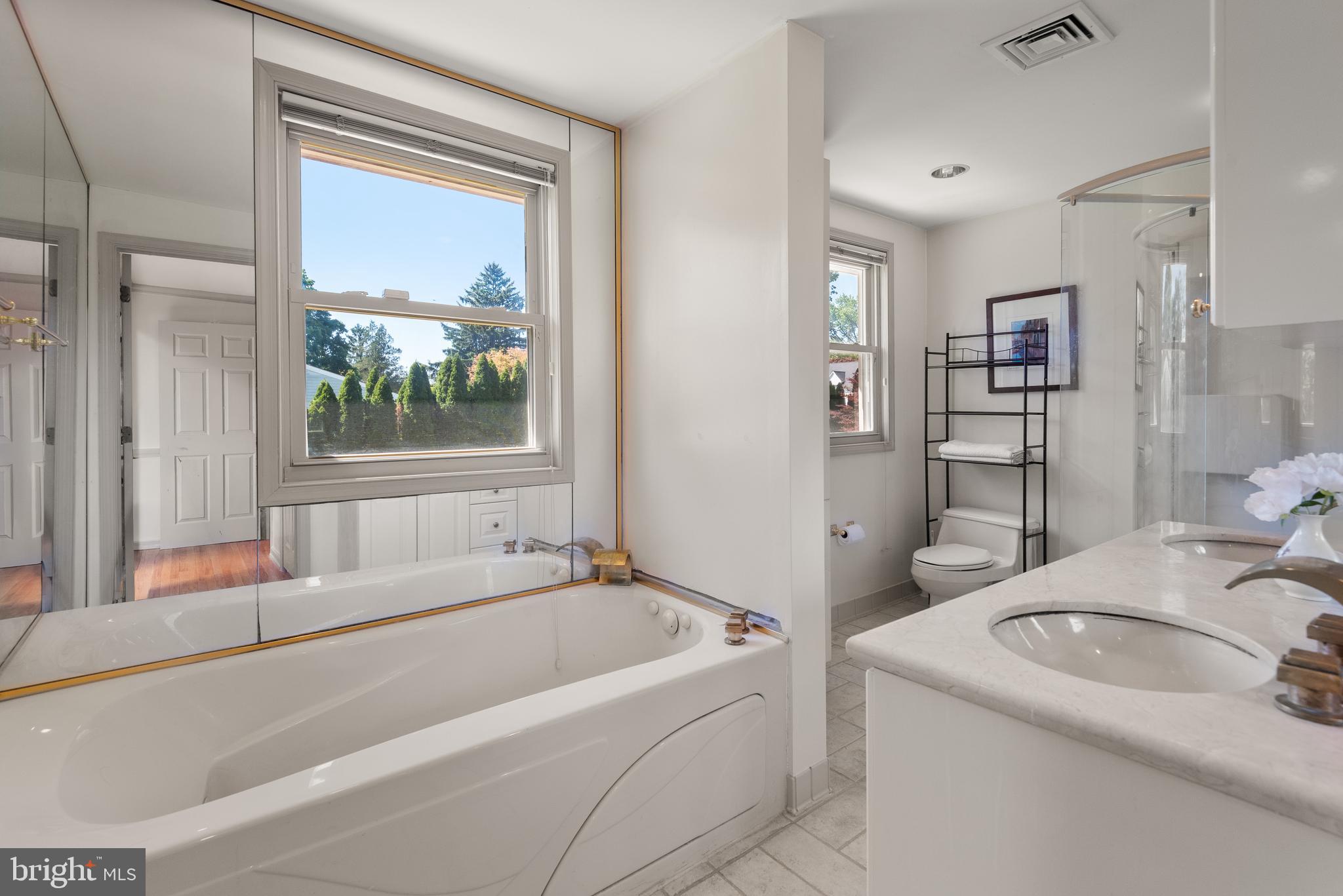 SUGARPOINTE - Residential