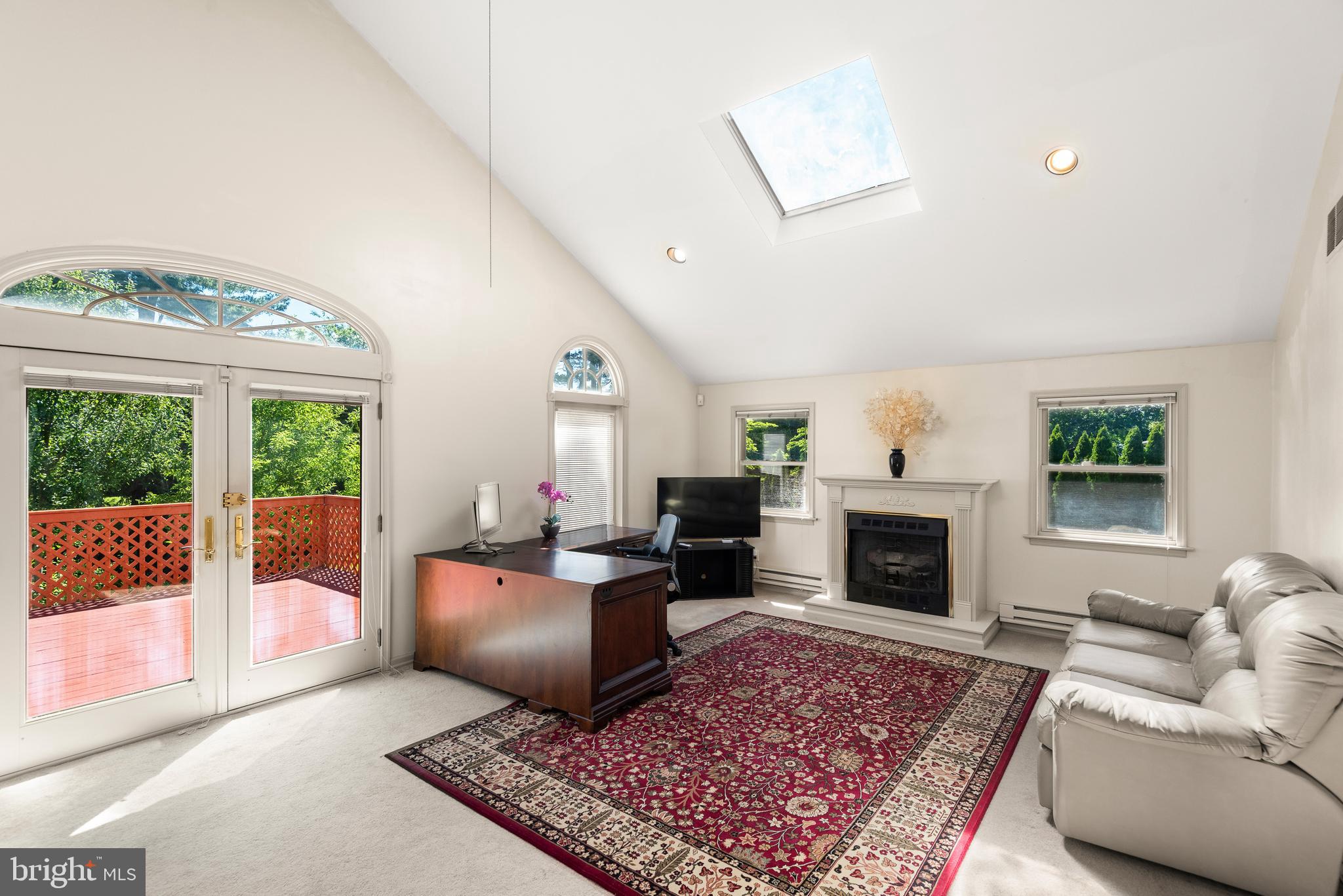 SUGARPOINTE - Residential