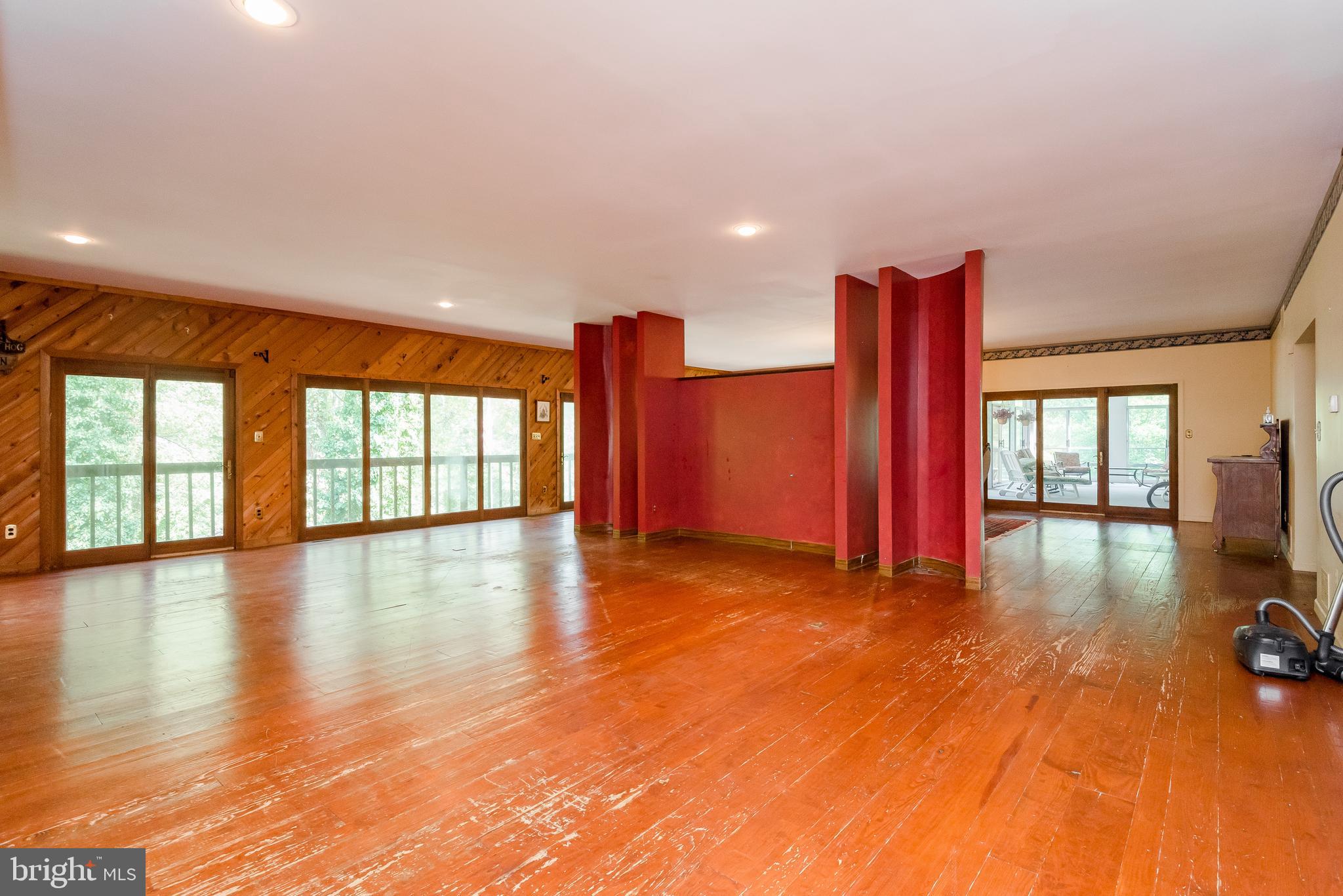 THE ENCLAVE AT ARUNDEL PRESERVE - Residential