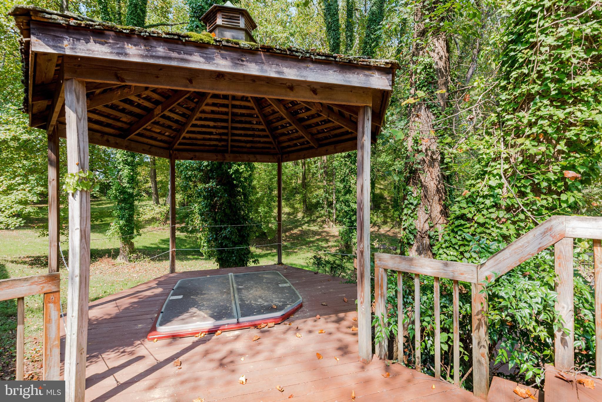 THE ENCLAVE AT ARUNDEL PRESERVE - Residential