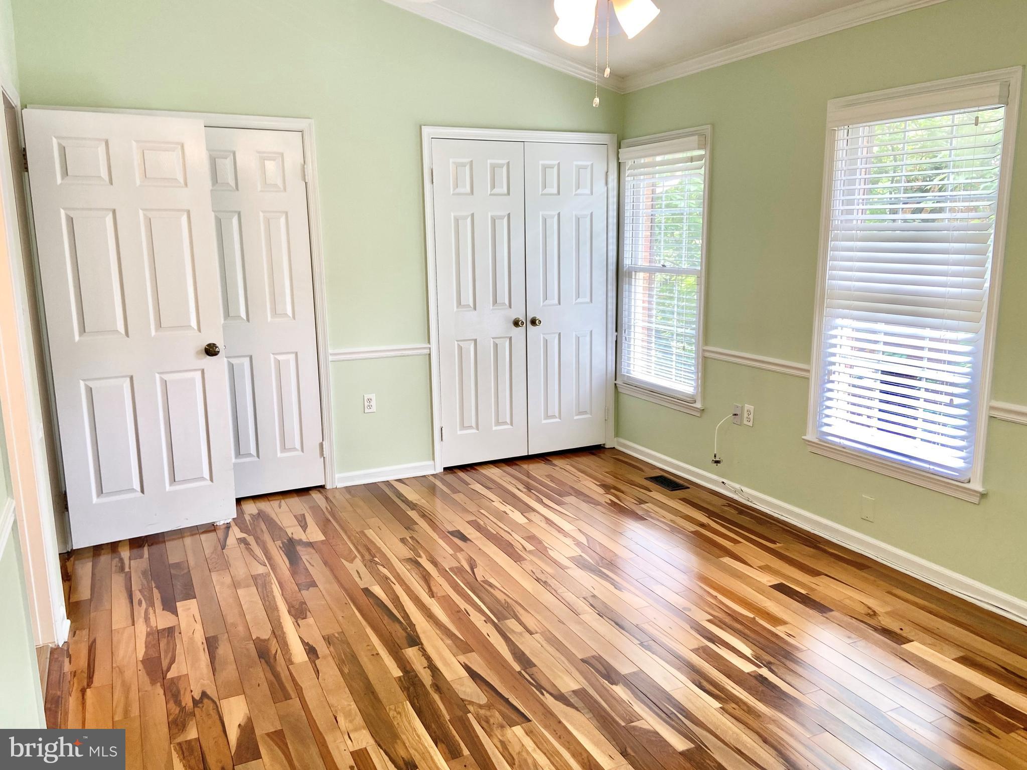 GROSVENOR PARK TOWNHOME CONDOMINIUMS - Residential Lease