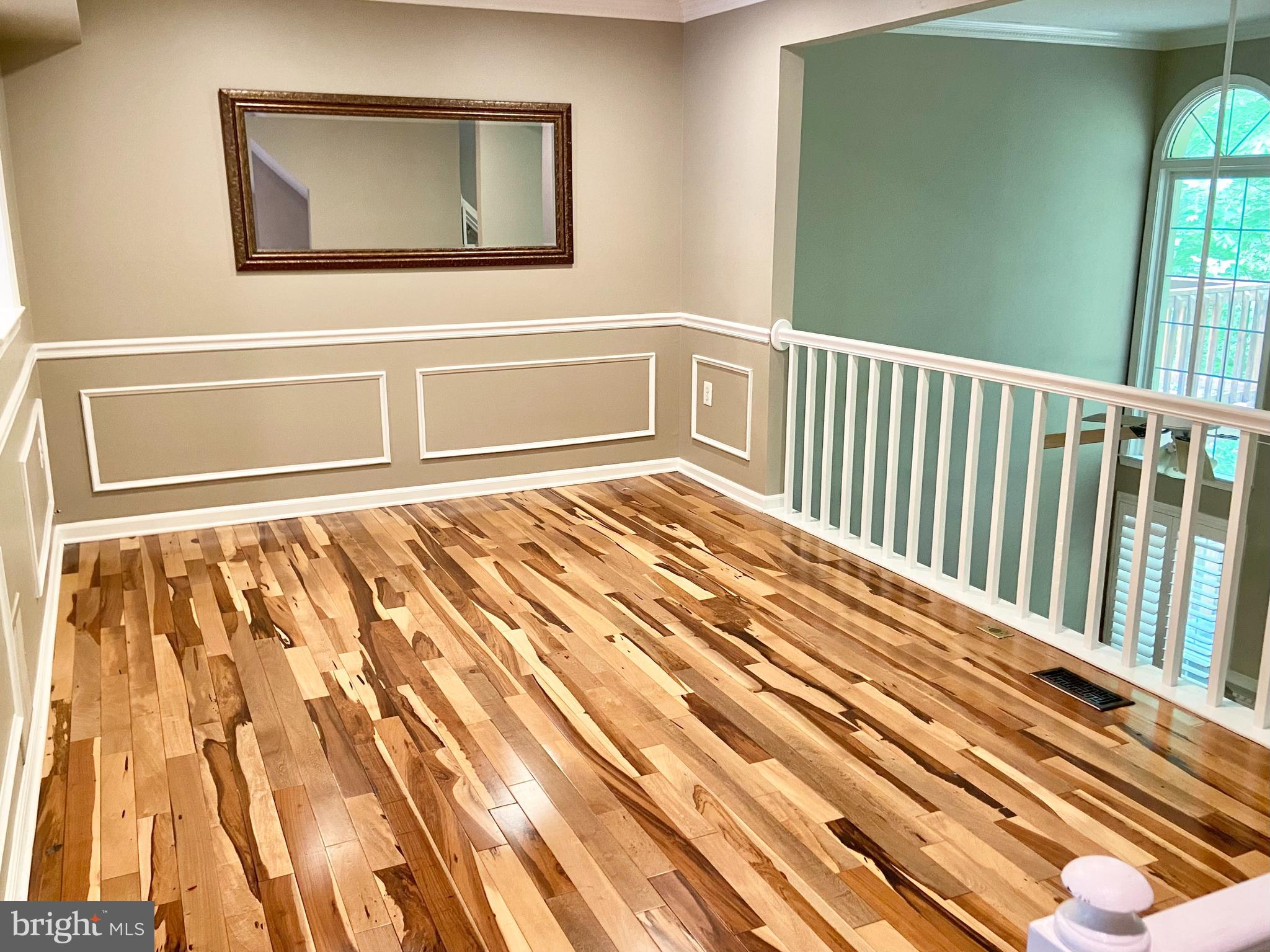 GROSVENOR PARK TOWNHOME CONDOMINIUMS - Residential Lease