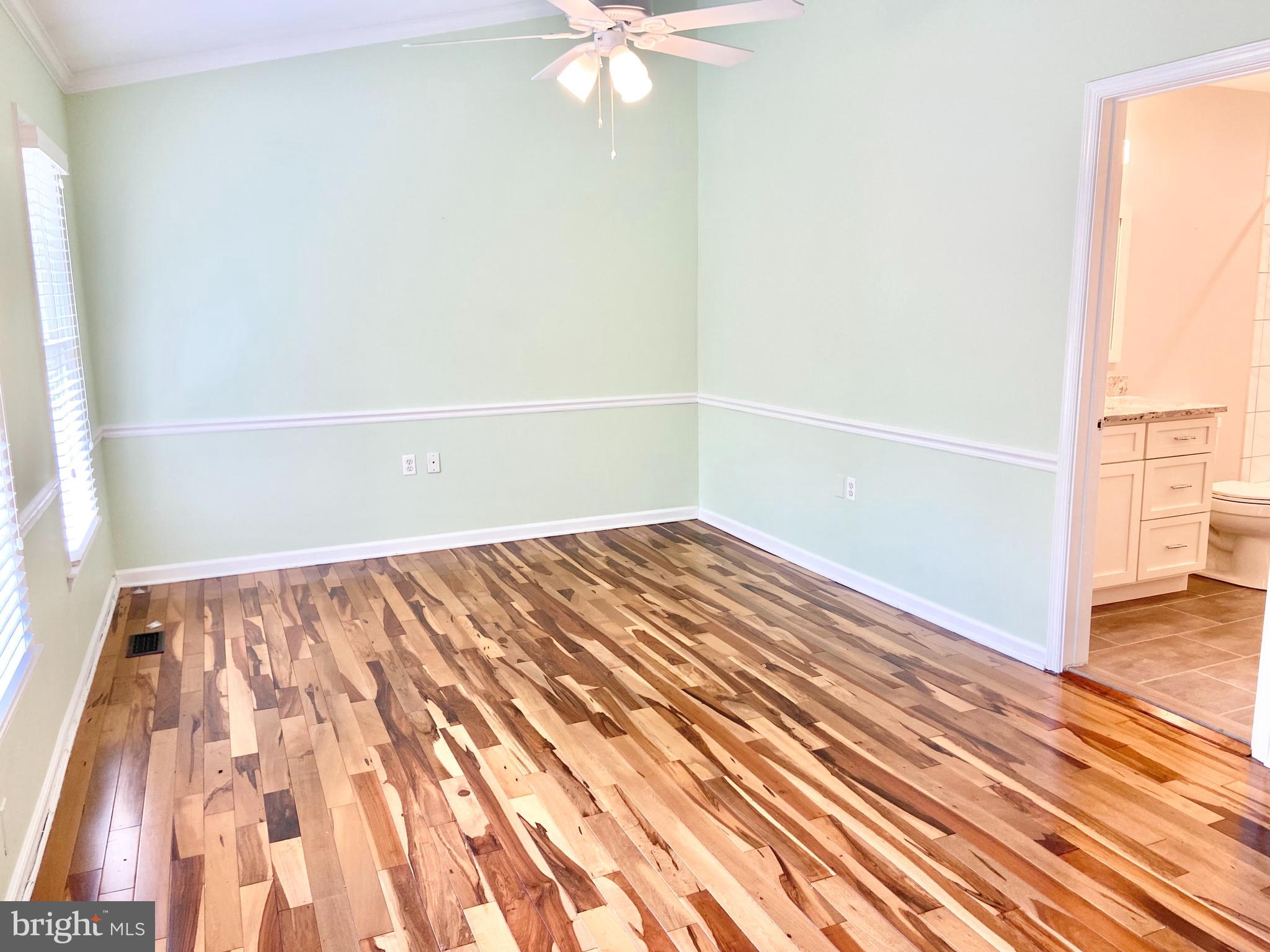 GROSVENOR PARK TOWNHOME CONDOMINIUMS - Residential Lease