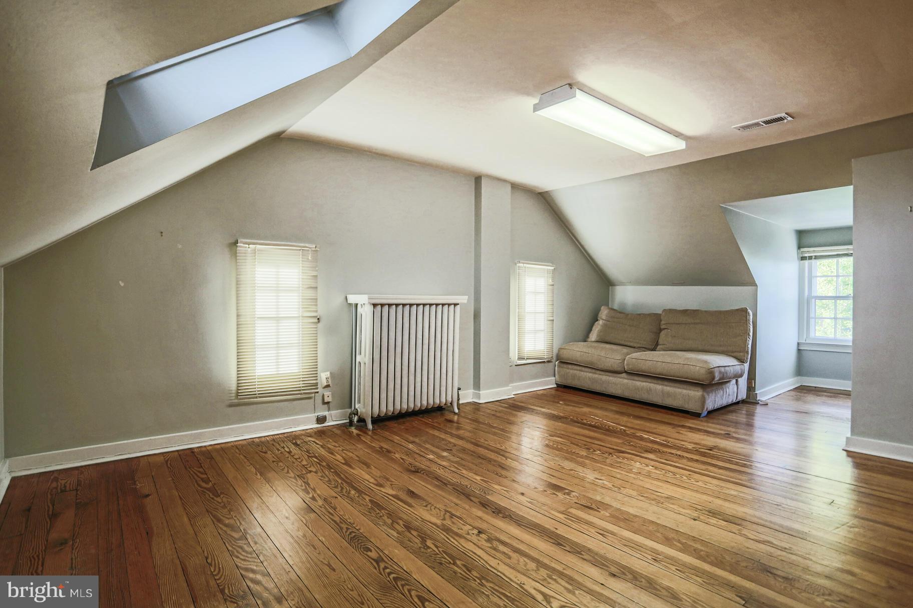 ROSEMONT - Residential