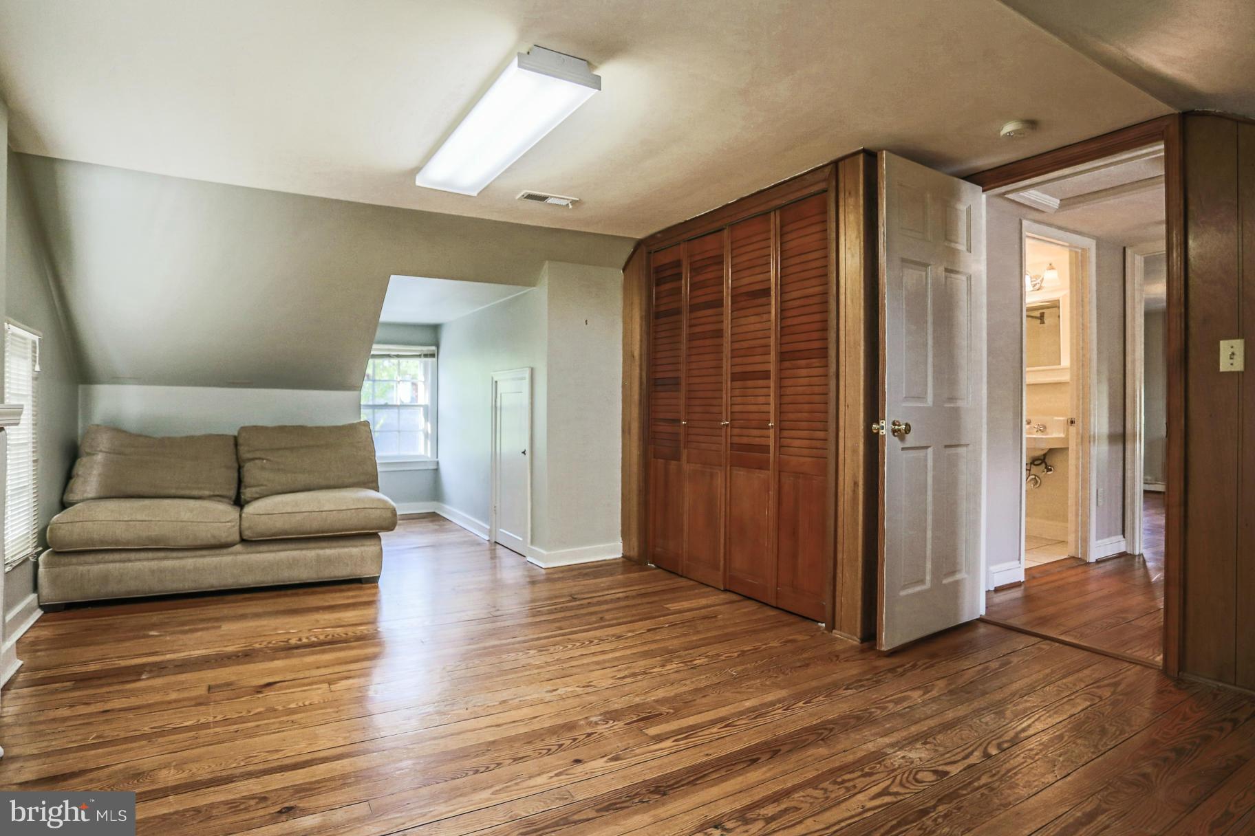 ROSEMONT - Residential