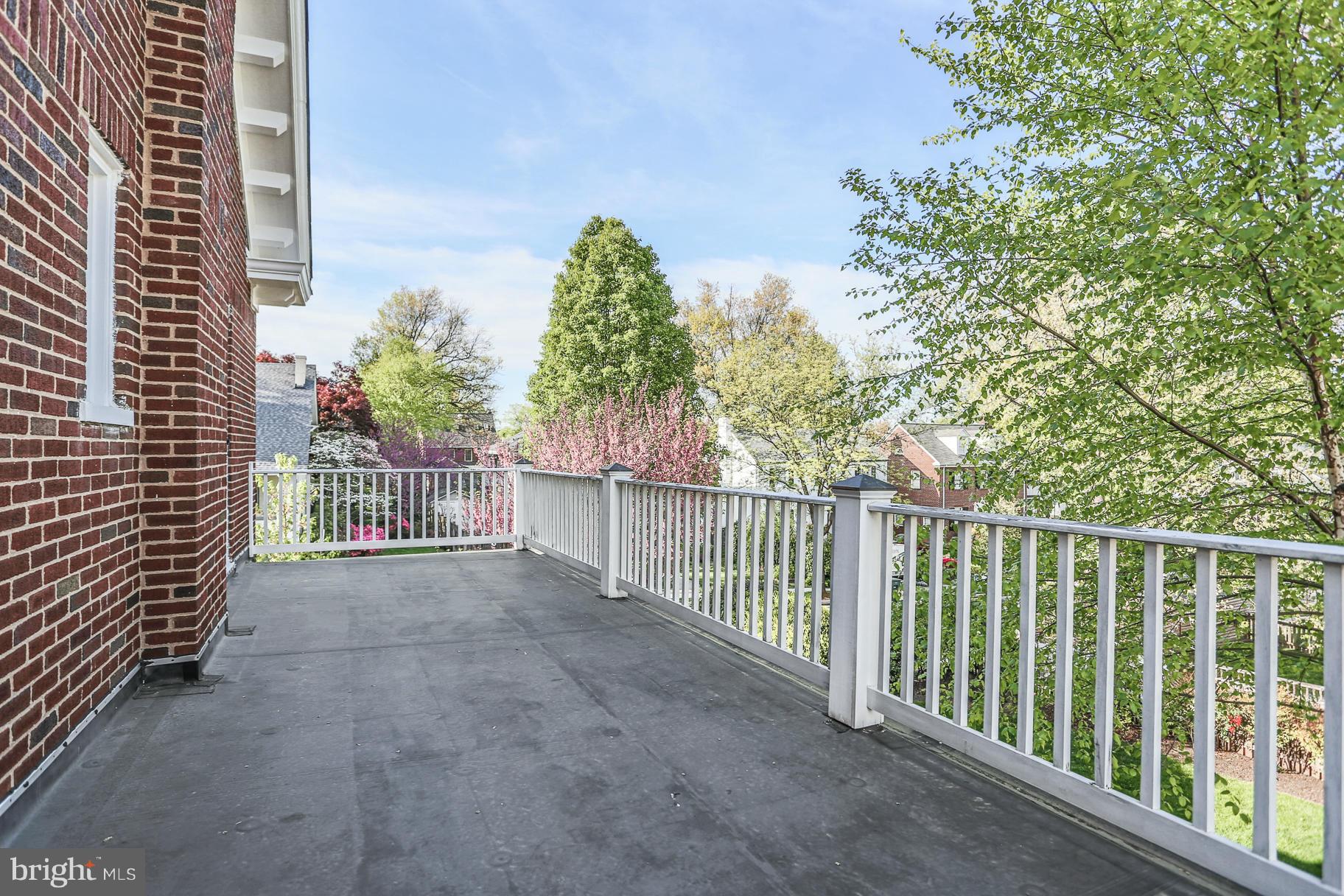 ROSEMONT - Residential