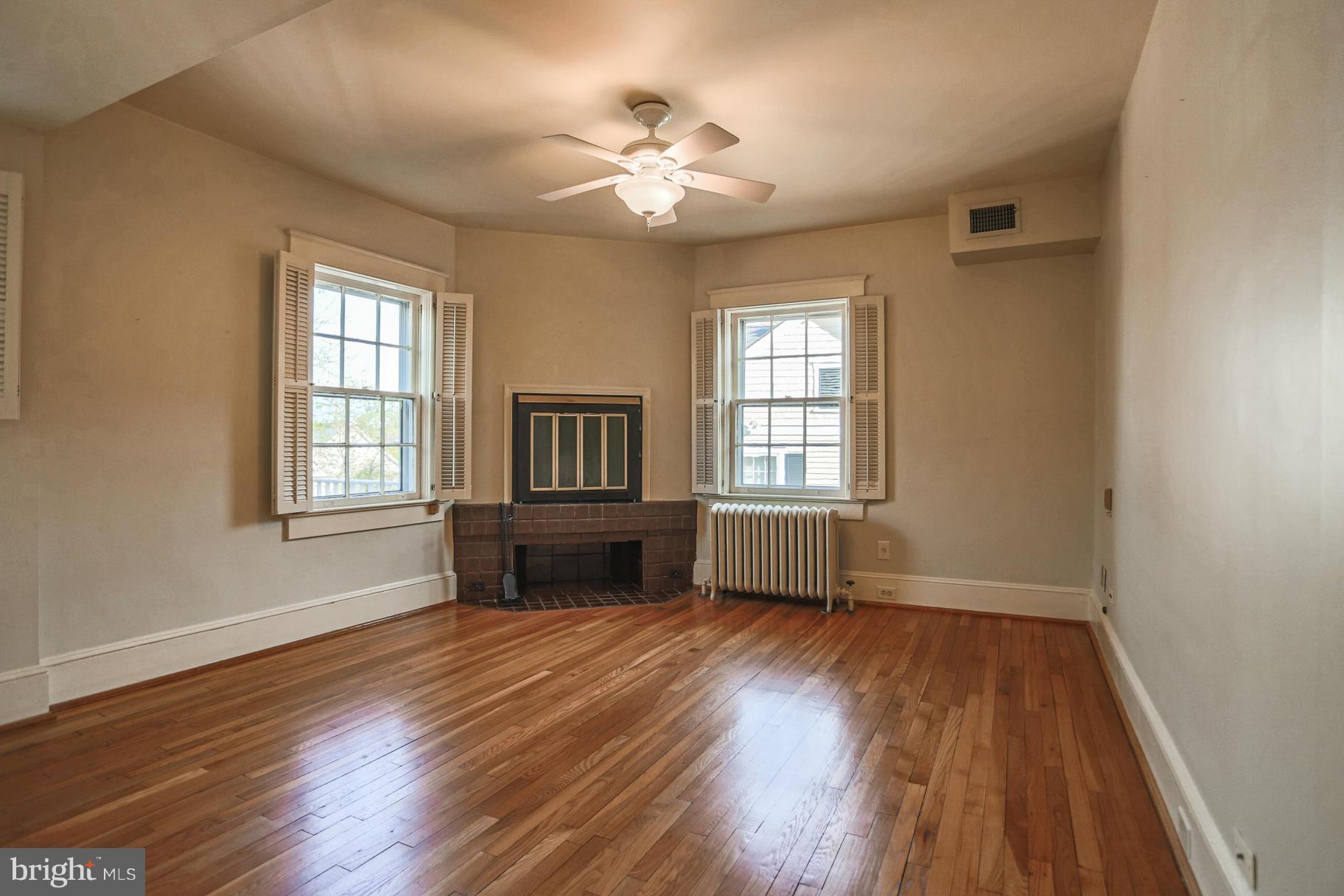 ROSEMONT - Residential