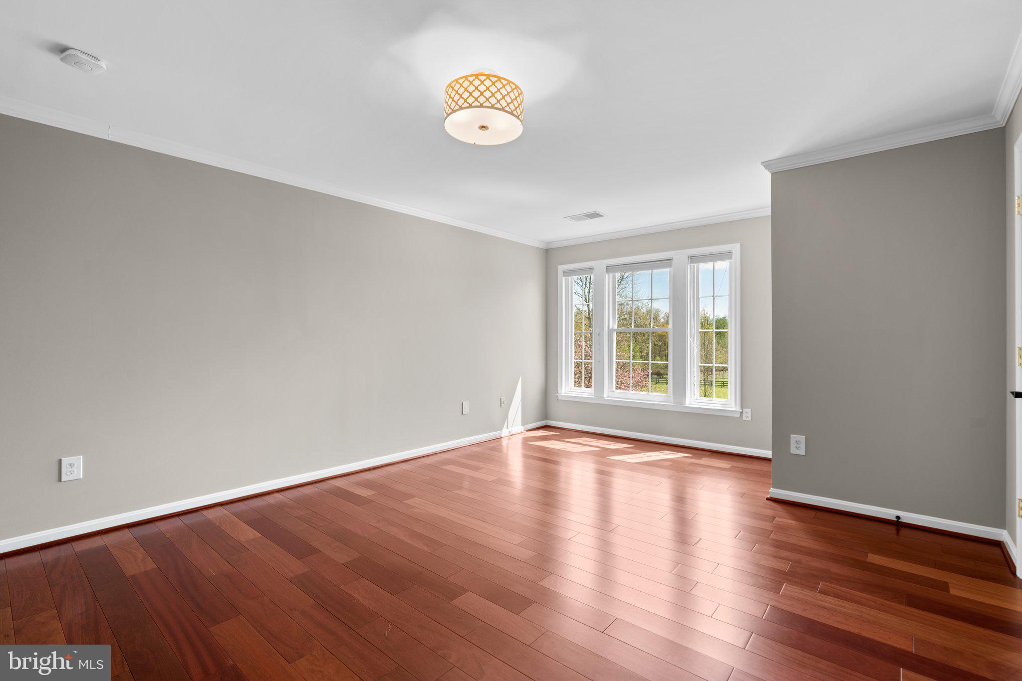 WELLINGTON WEST - Residential