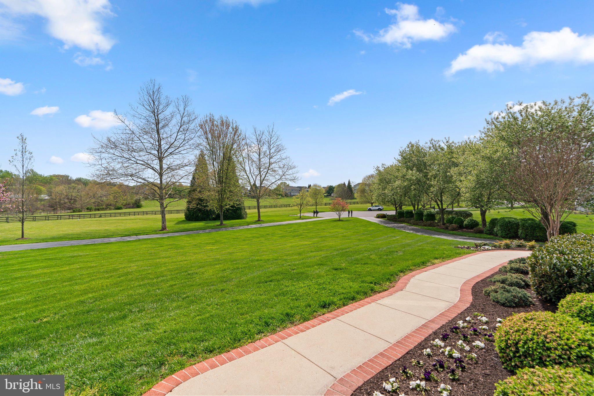 WELLINGTON WEST - Residential