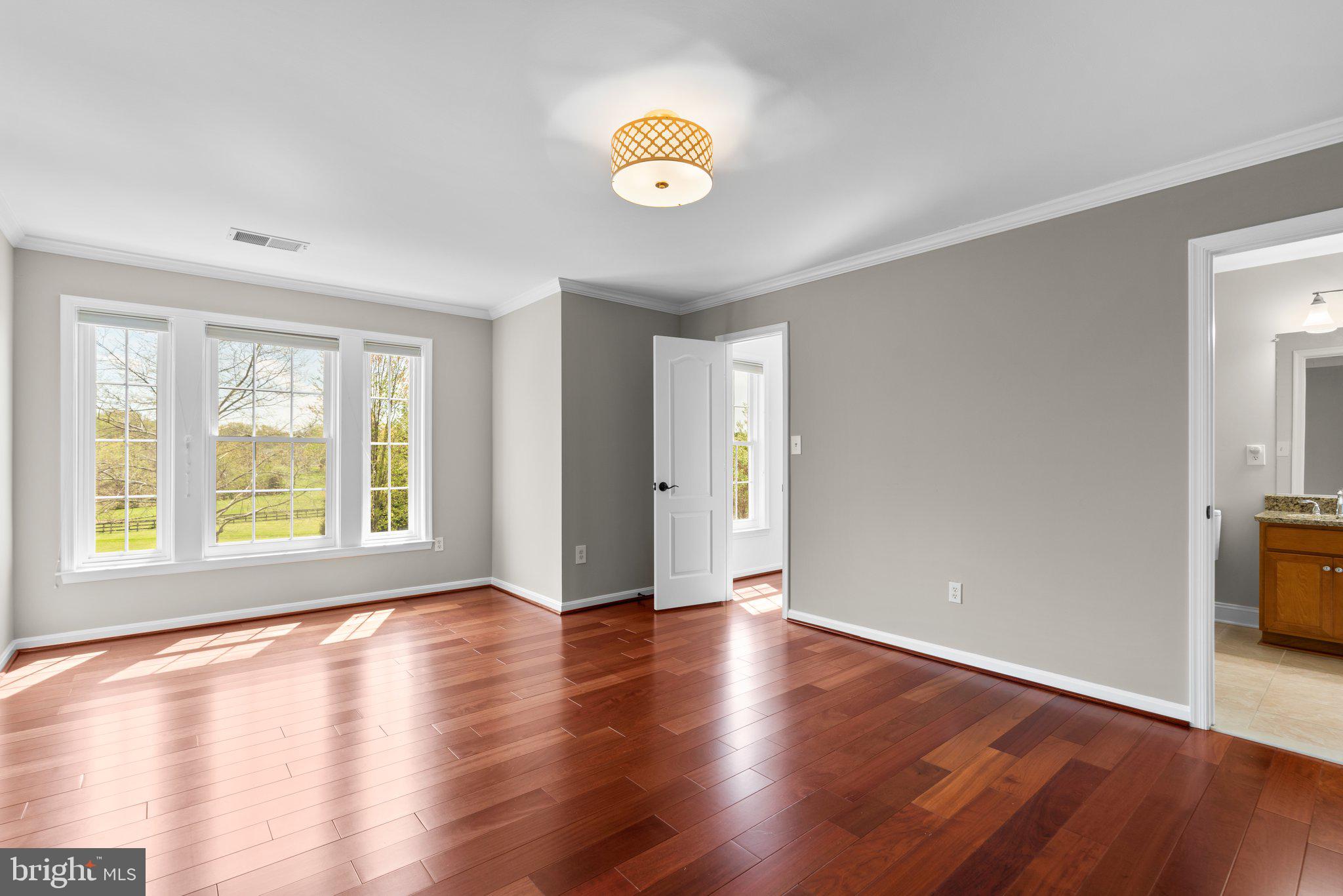 WELLINGTON WEST - Residential