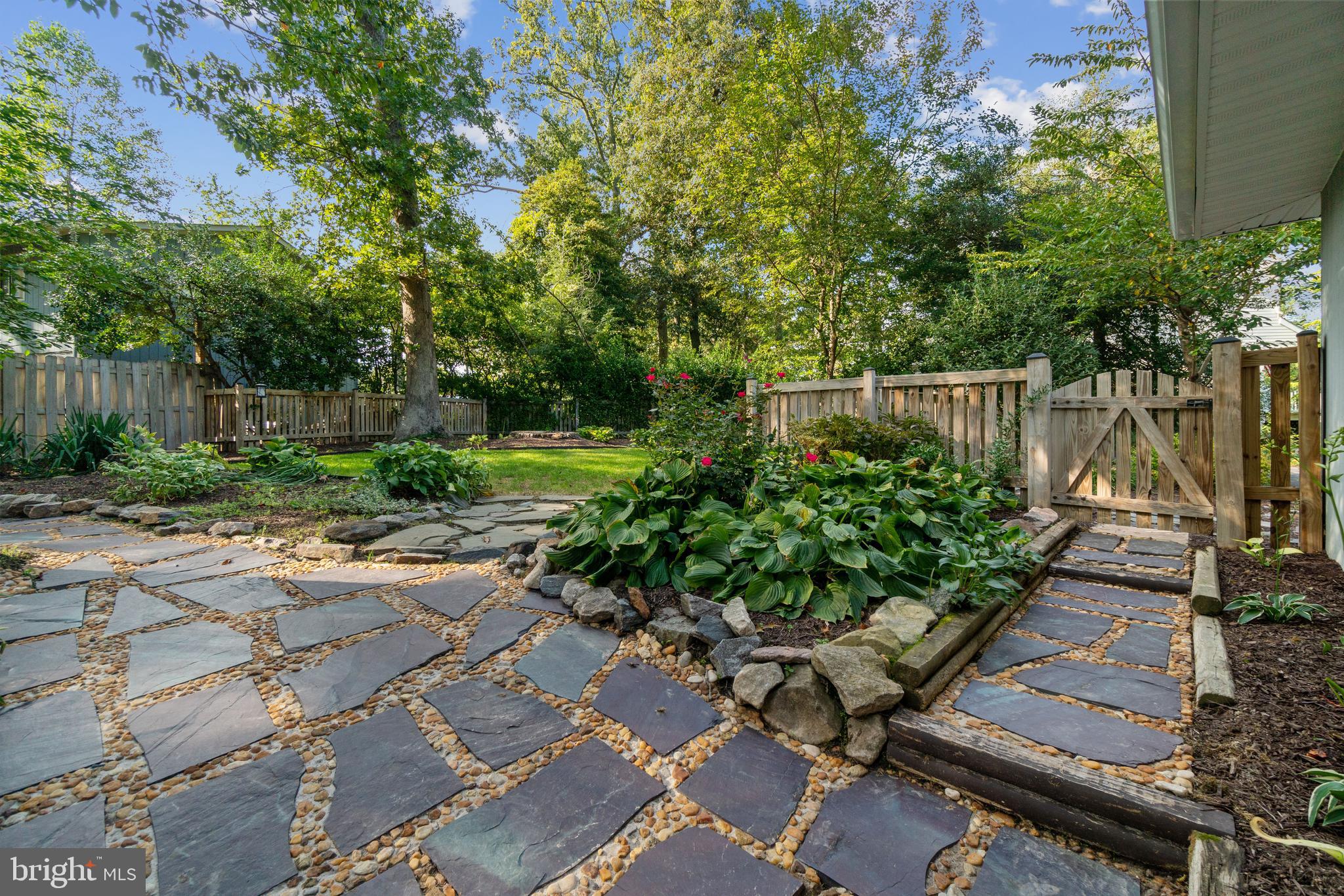 ARDEN ON THE SEVERN - Residential