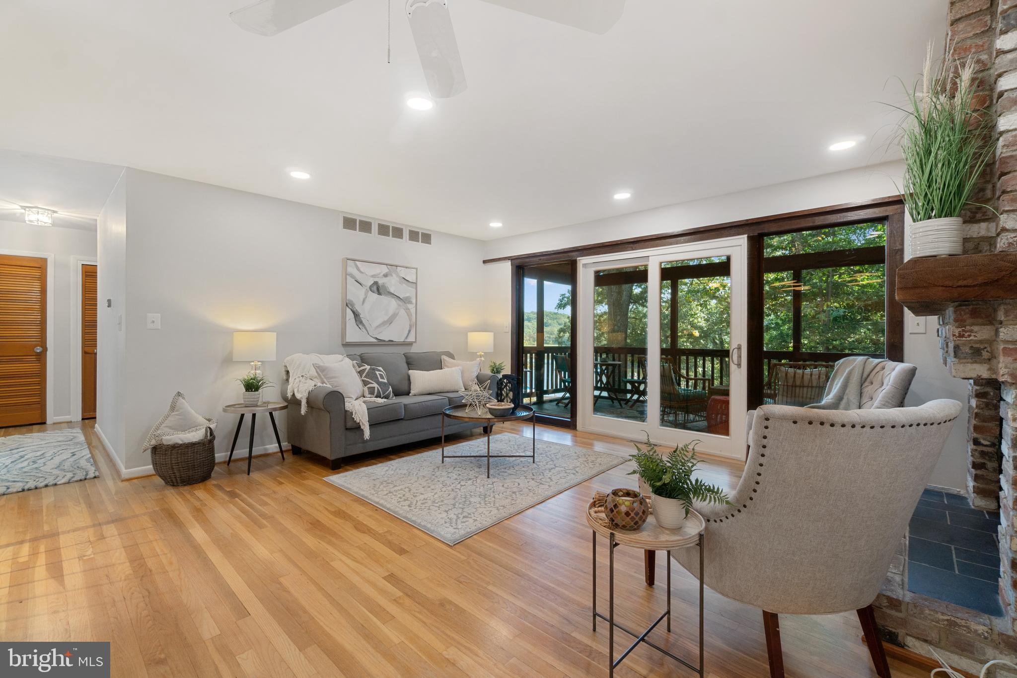 ARDEN ON THE SEVERN - Residential