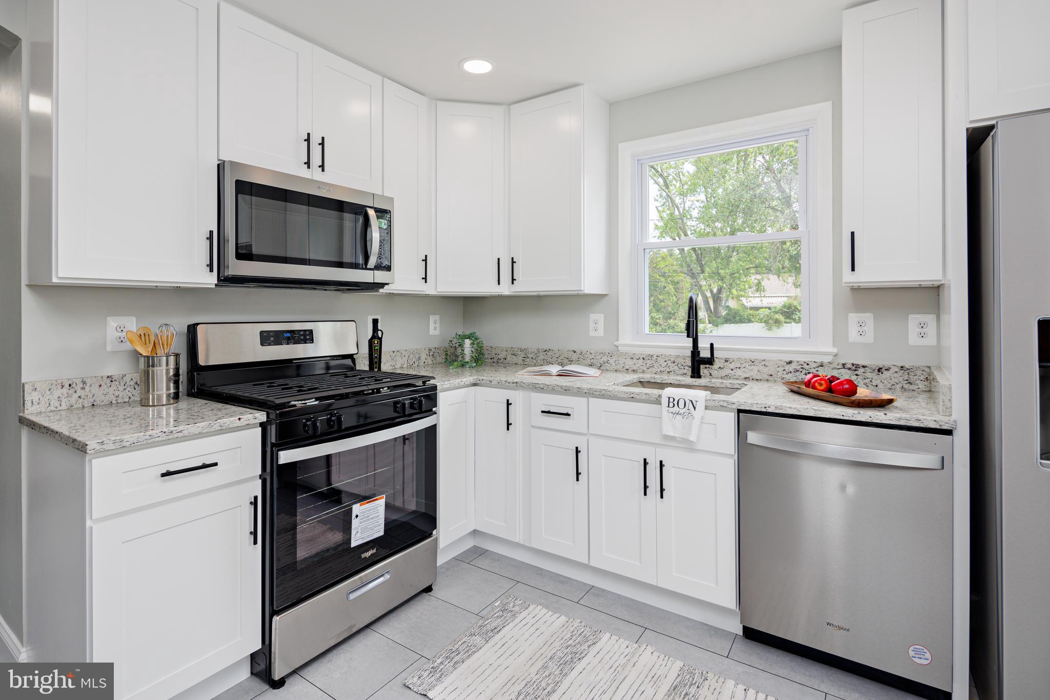 ROLLING ROAD FARMS - Residential