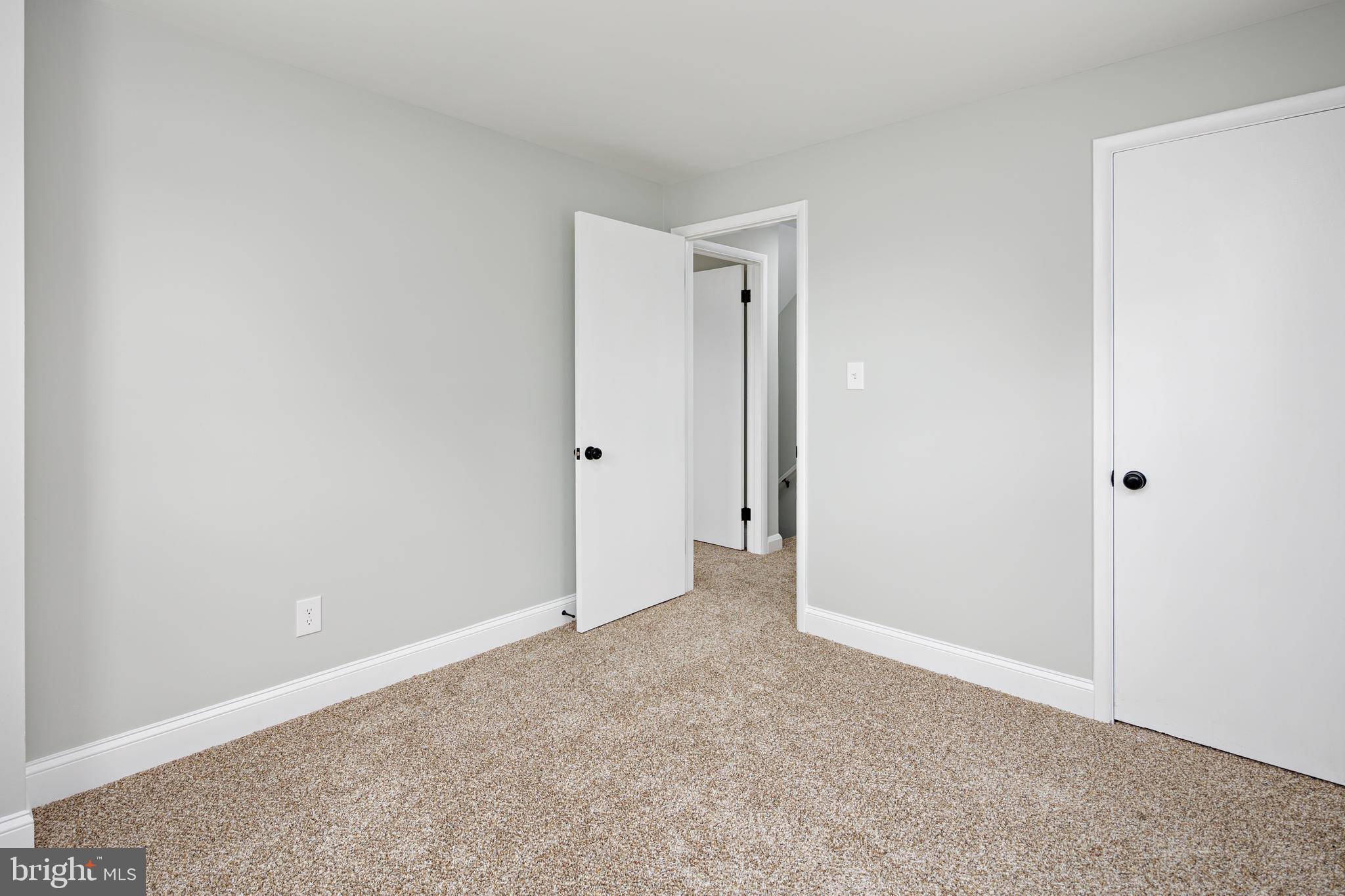 ROLLING ROAD FARMS - Residential