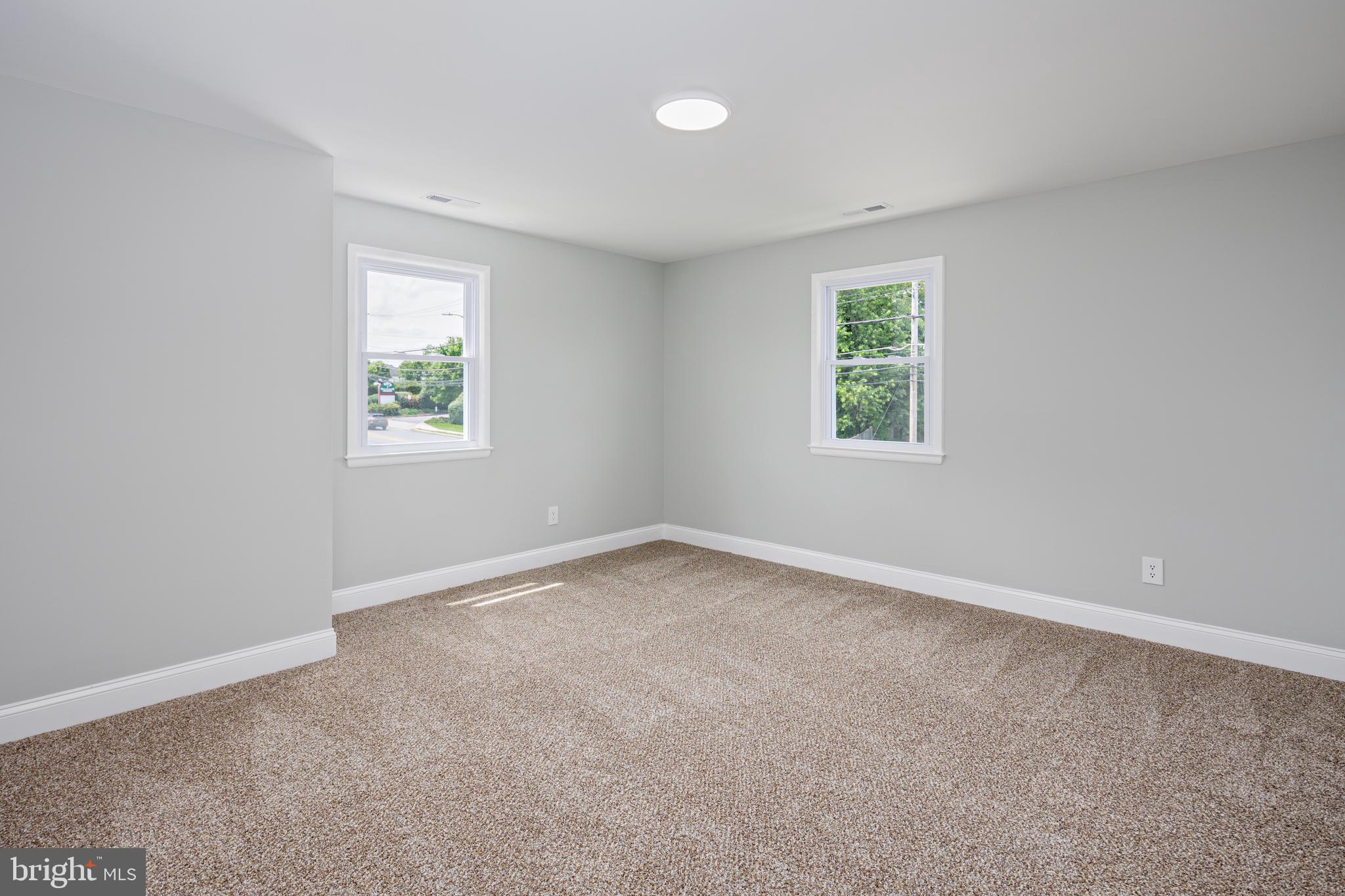 ROLLING ROAD FARMS - Residential