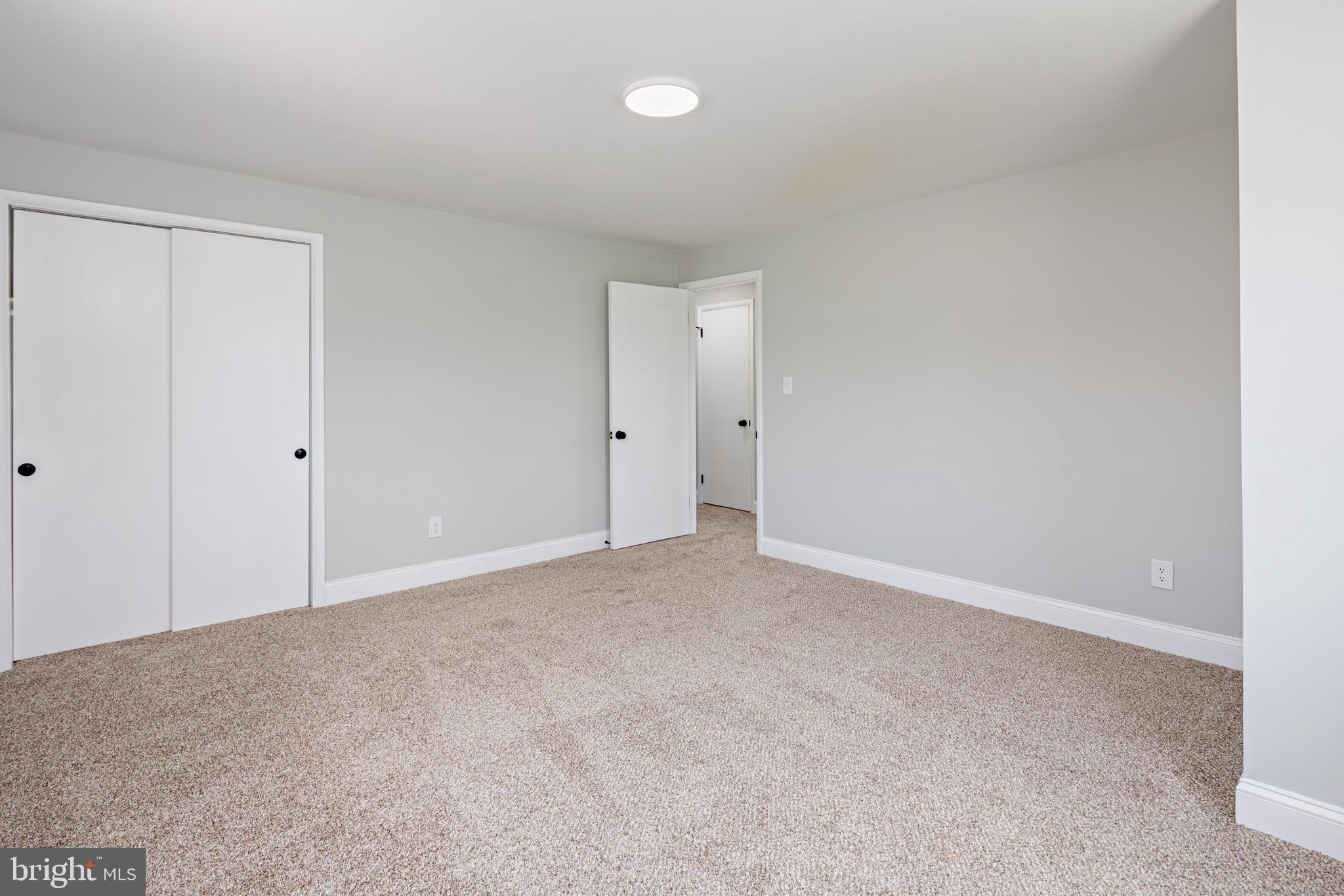 ROLLING ROAD FARMS - Residential