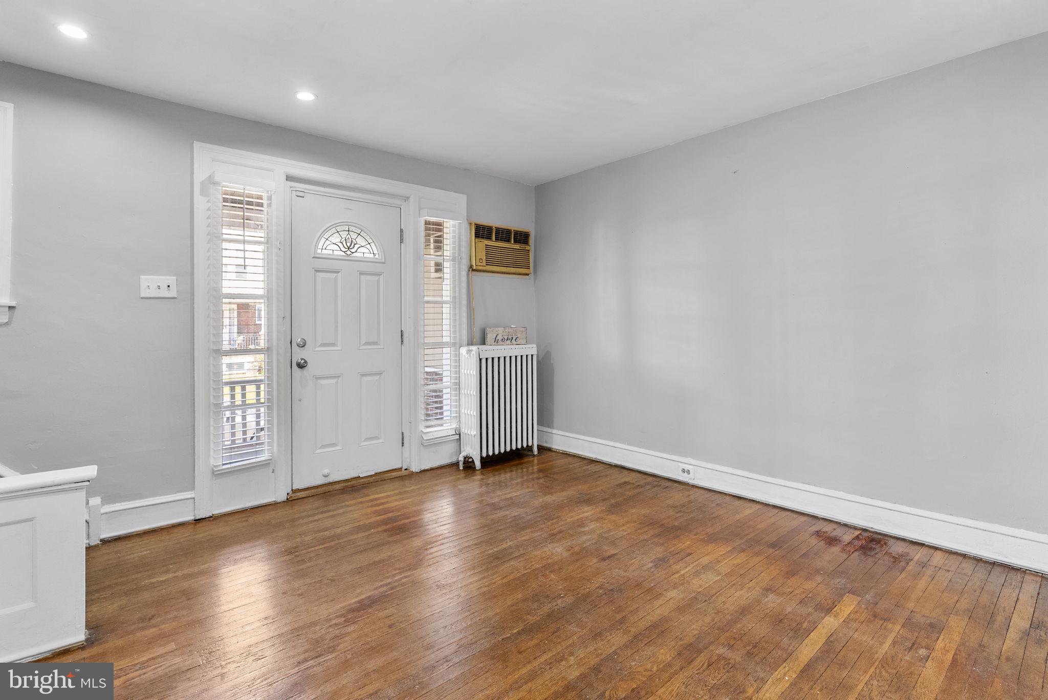 HOLMESBURG - Residential