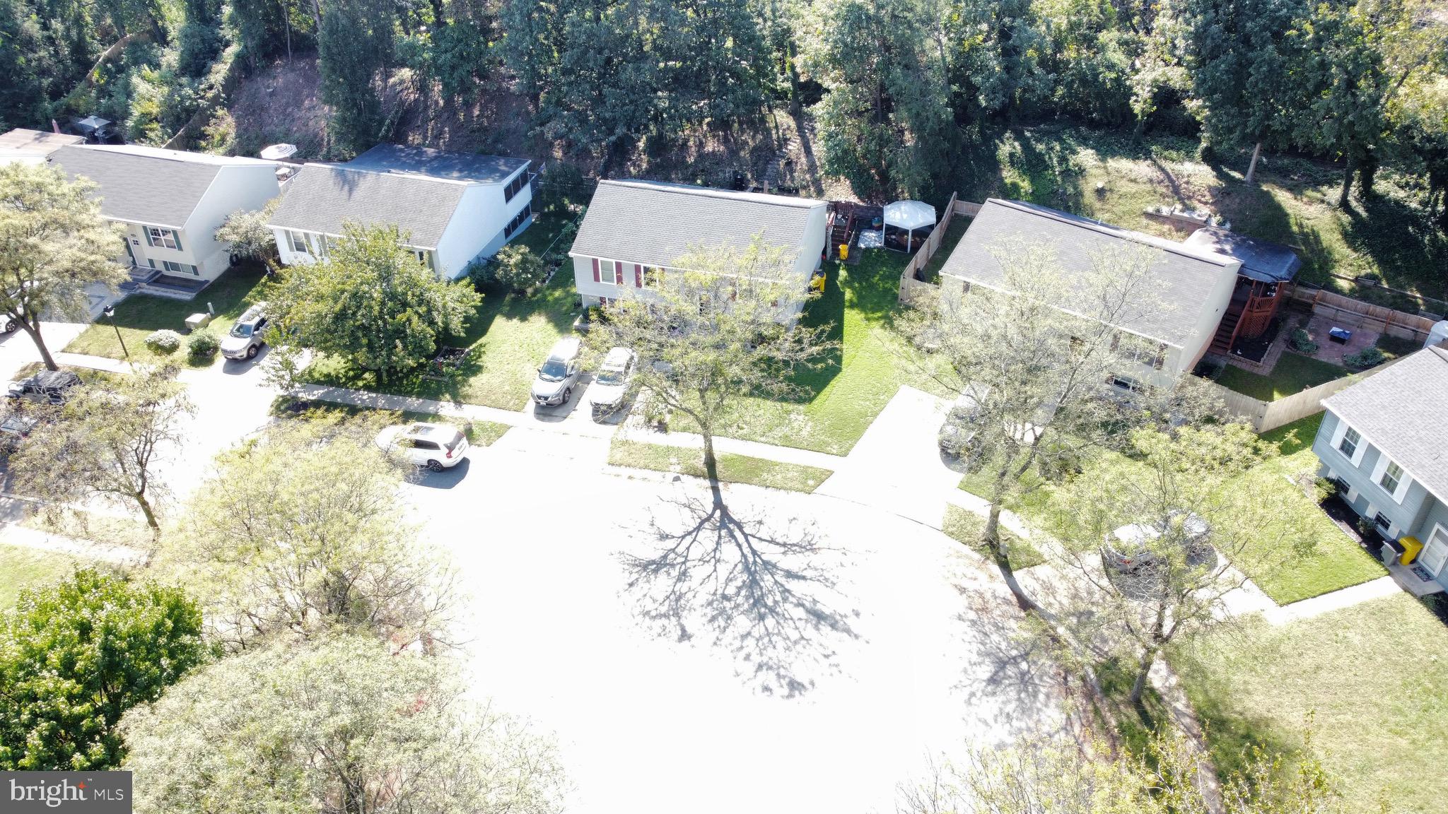 INVERNESS WOODS - Residential