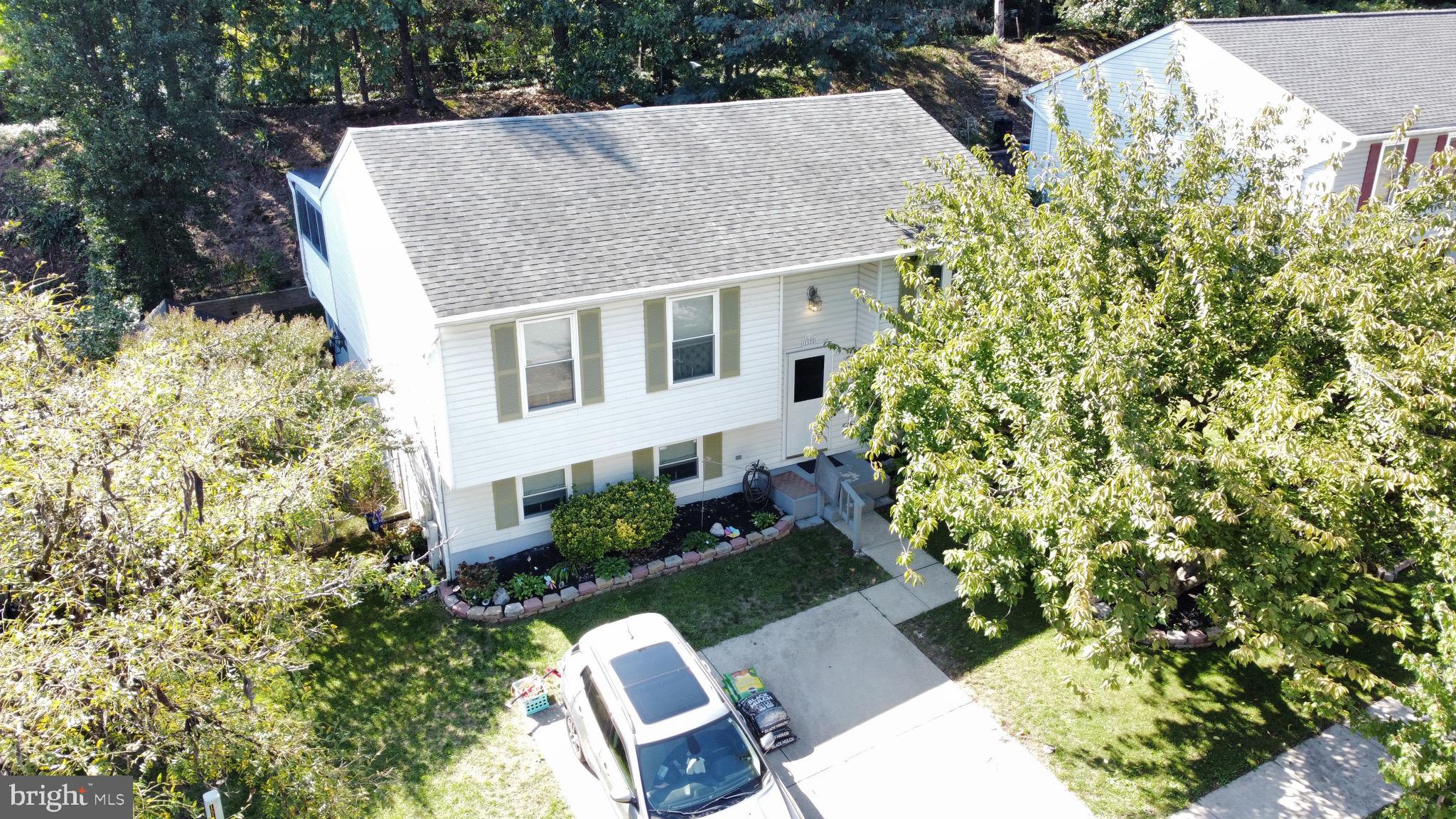 INVERNESS WOODS - Residential