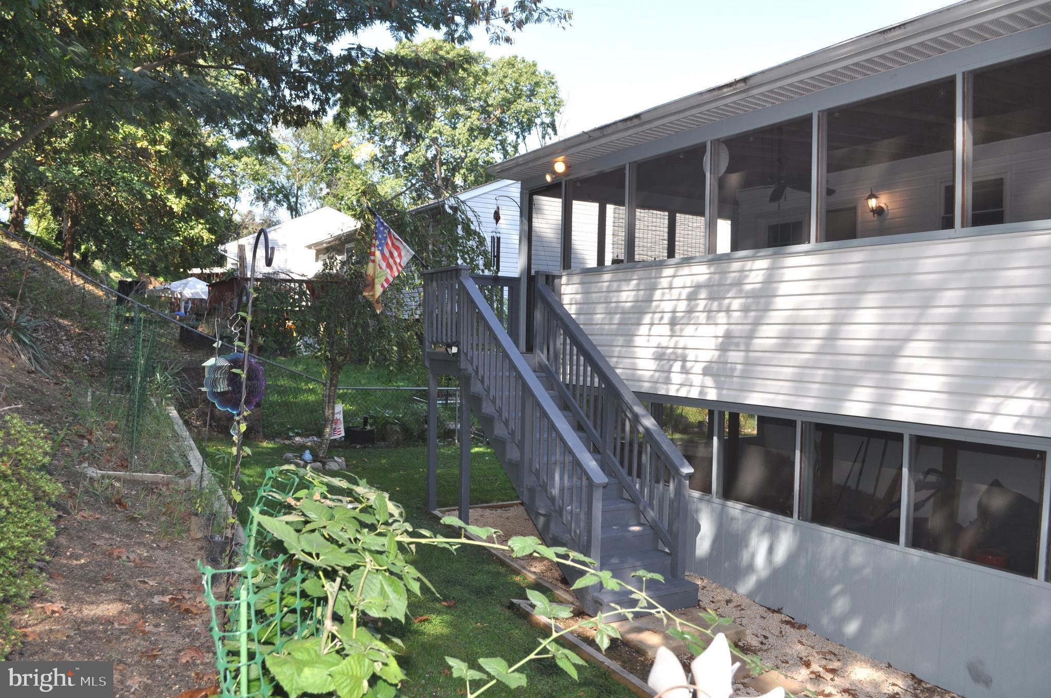 INVERNESS WOODS - Residential